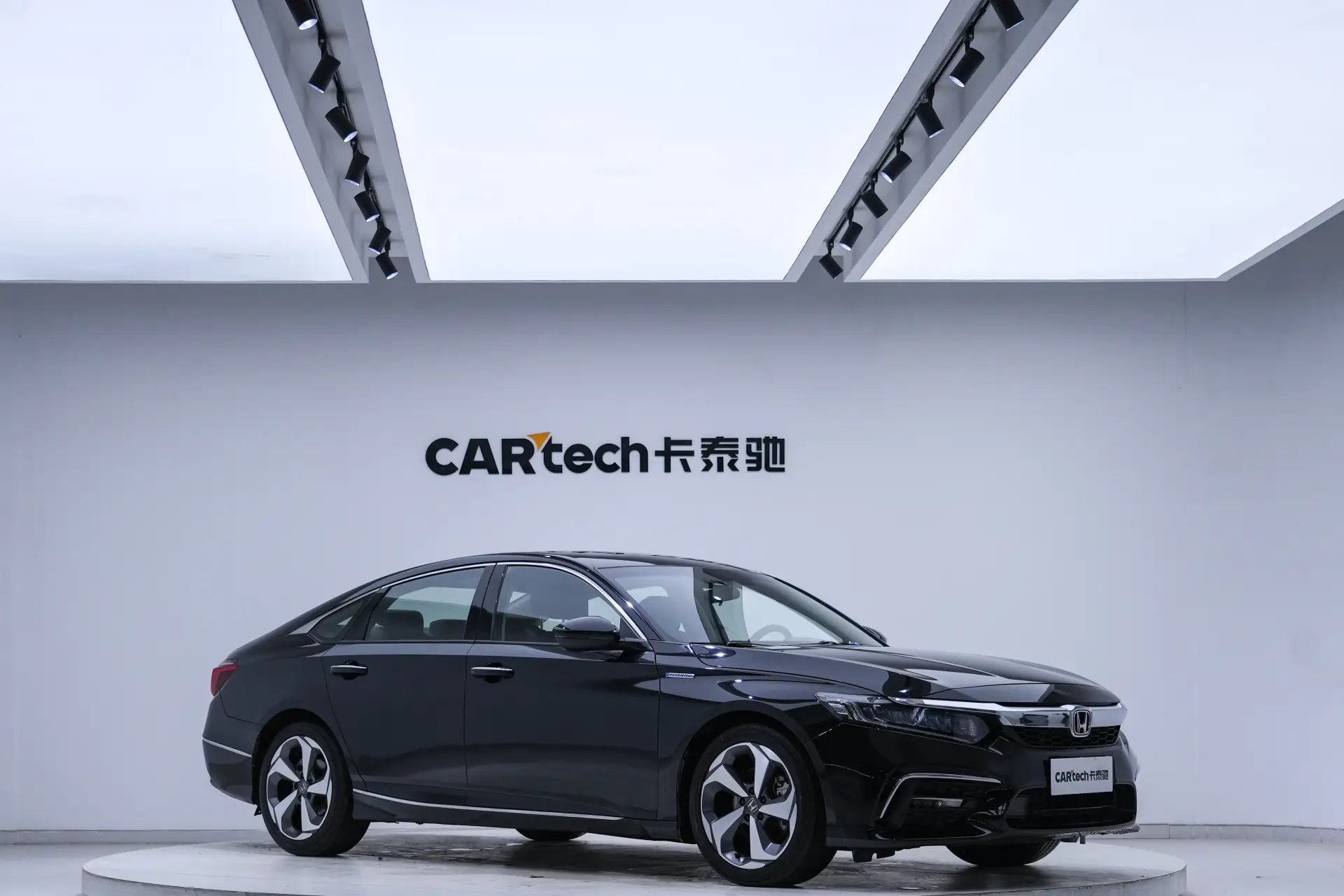 Honda Inspire, 2021 13