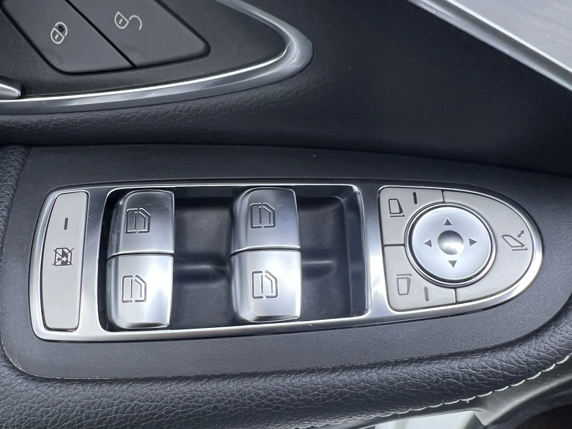 Mercedes-Benz GLC 260 L, 2022 9