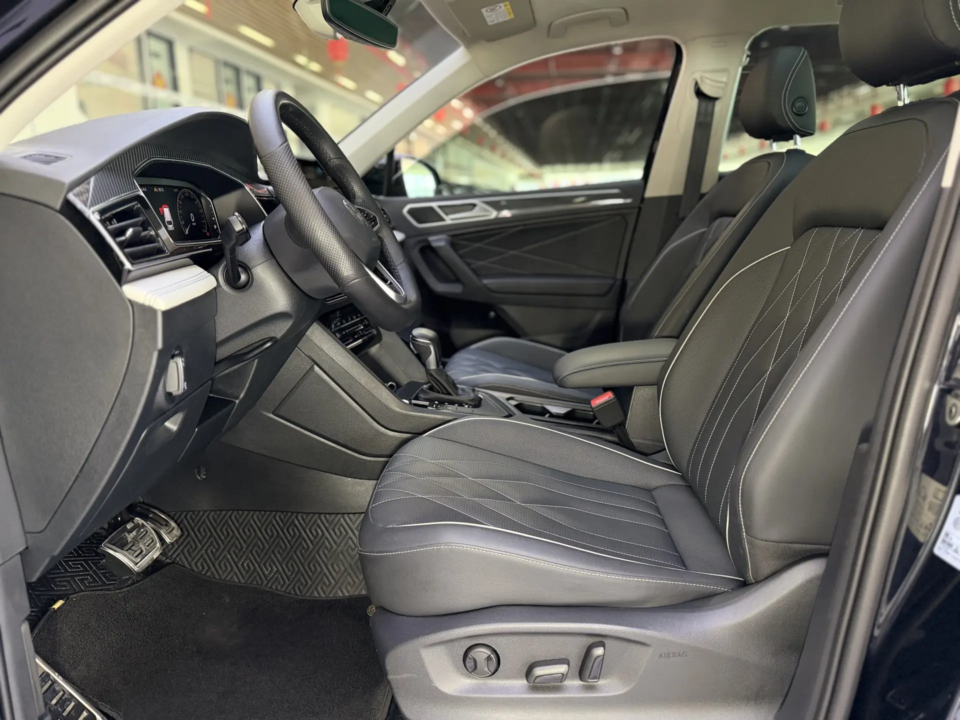 Volkswagen Tiguan L, 2023 17