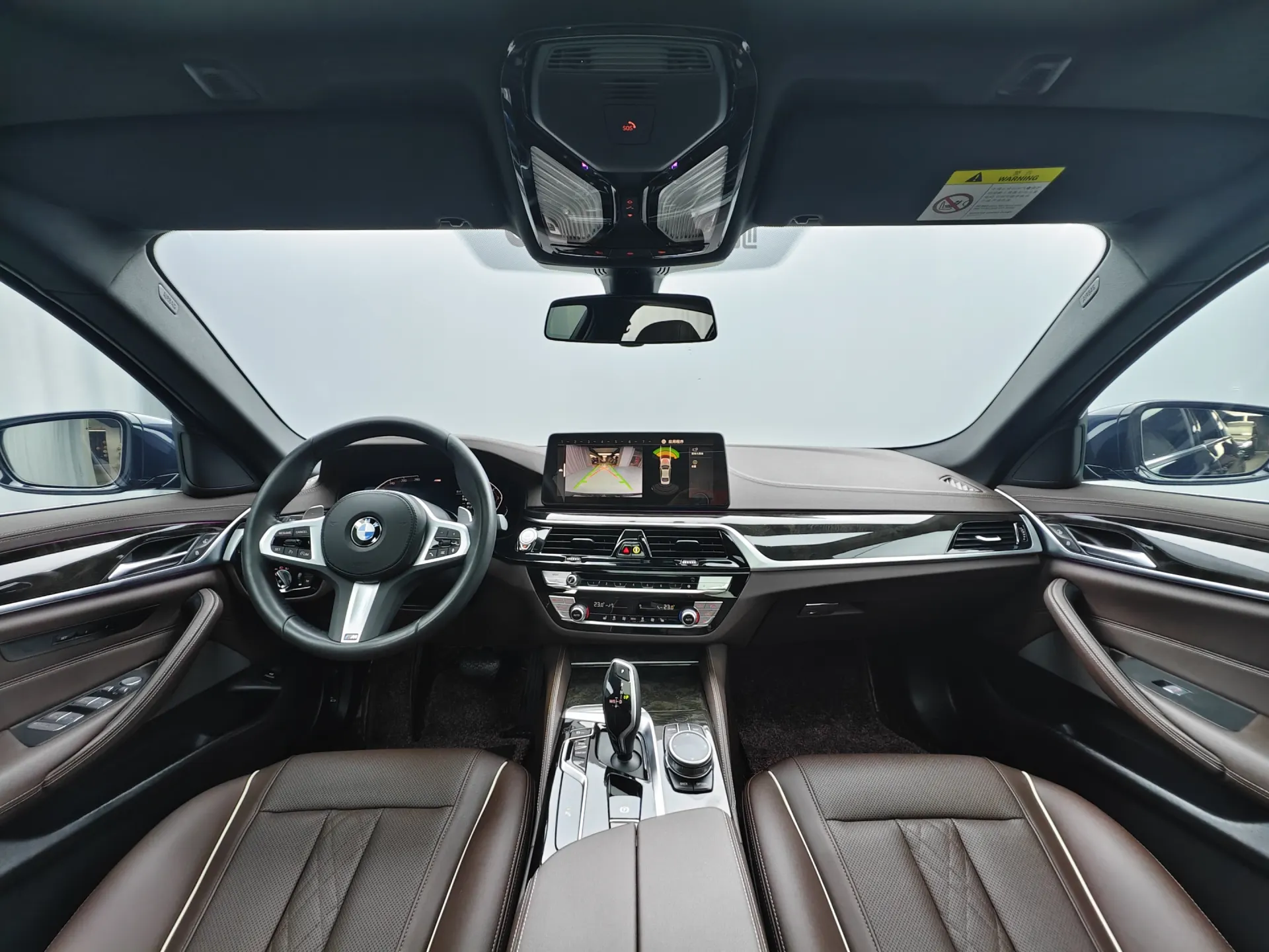 BMW 530Li, 2022 7