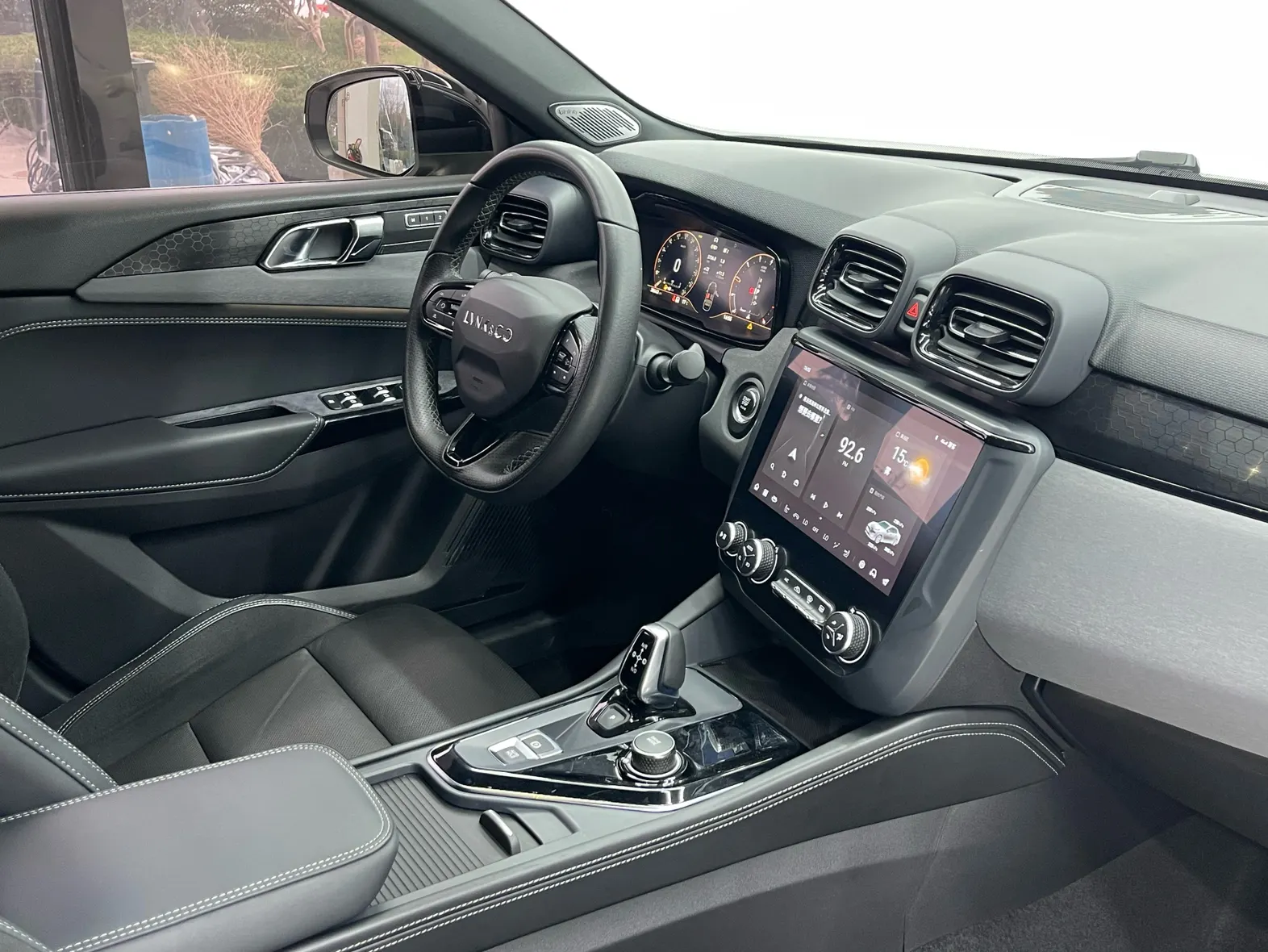 Lynk & Co 02, 2022 15