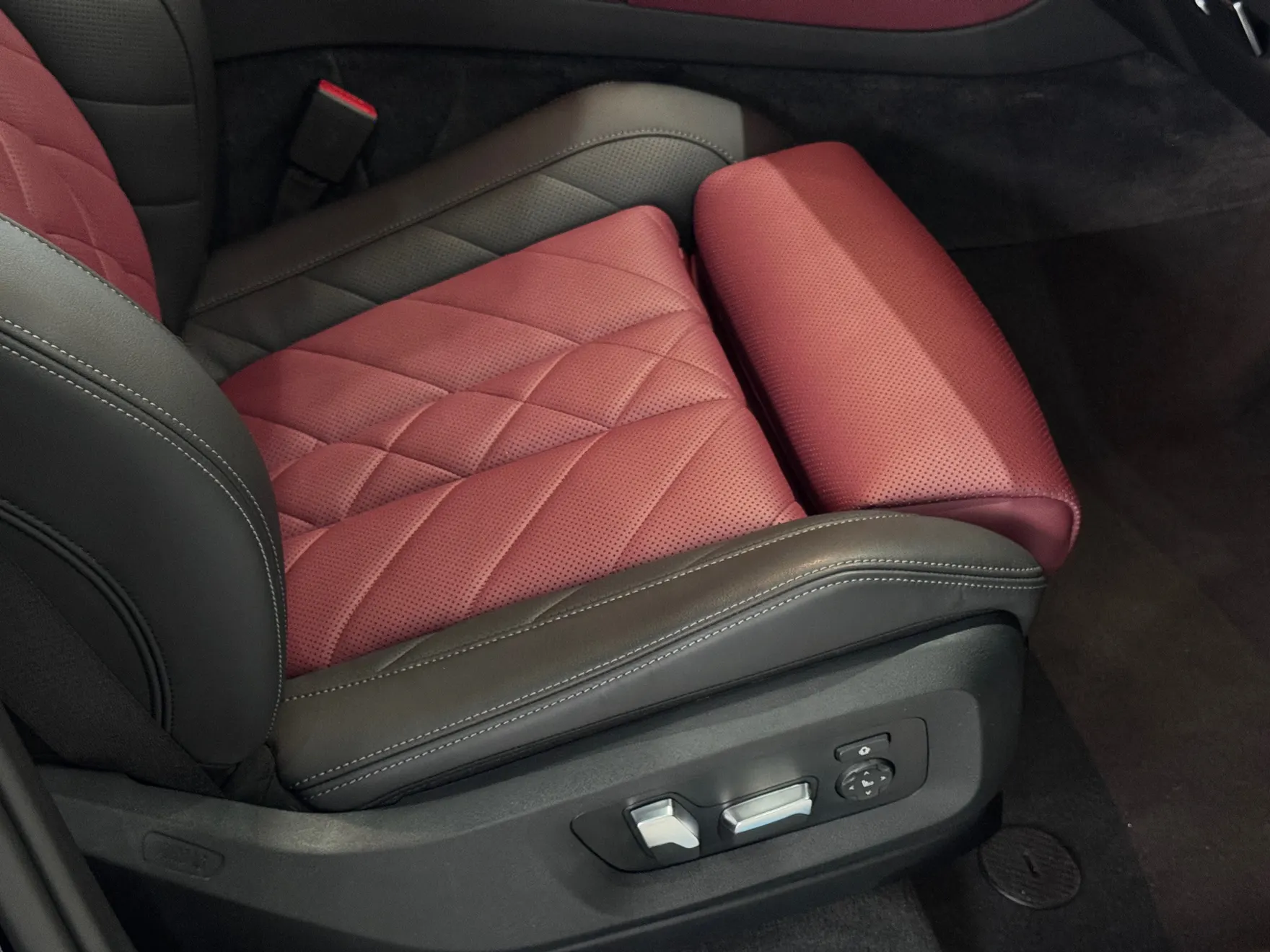 BMW X6, 2025 23
