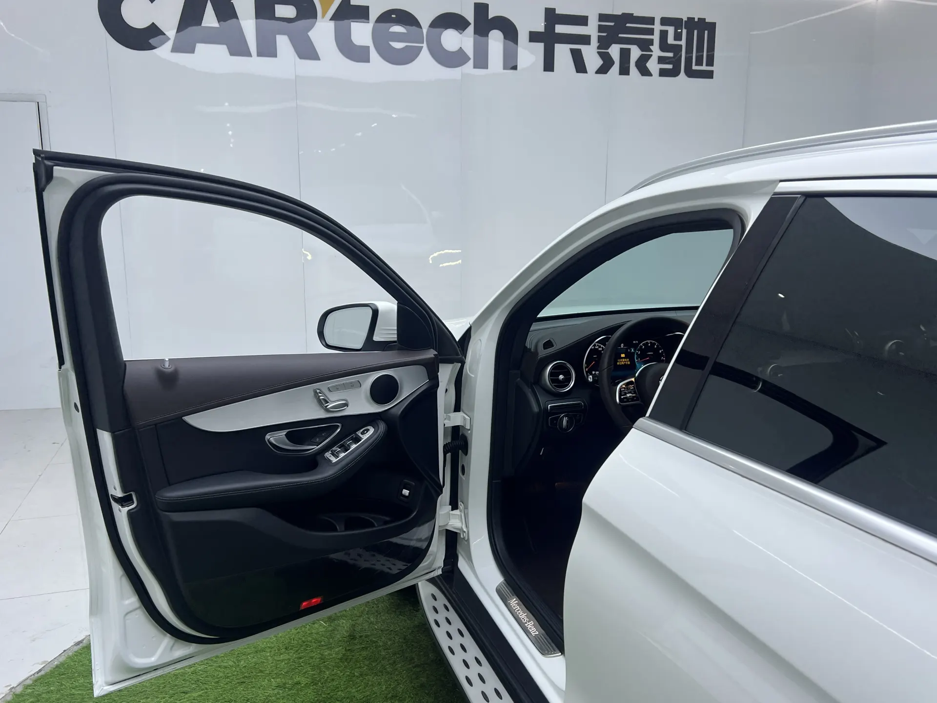 Mercedes-Benz GLC 260 L, 2022 14