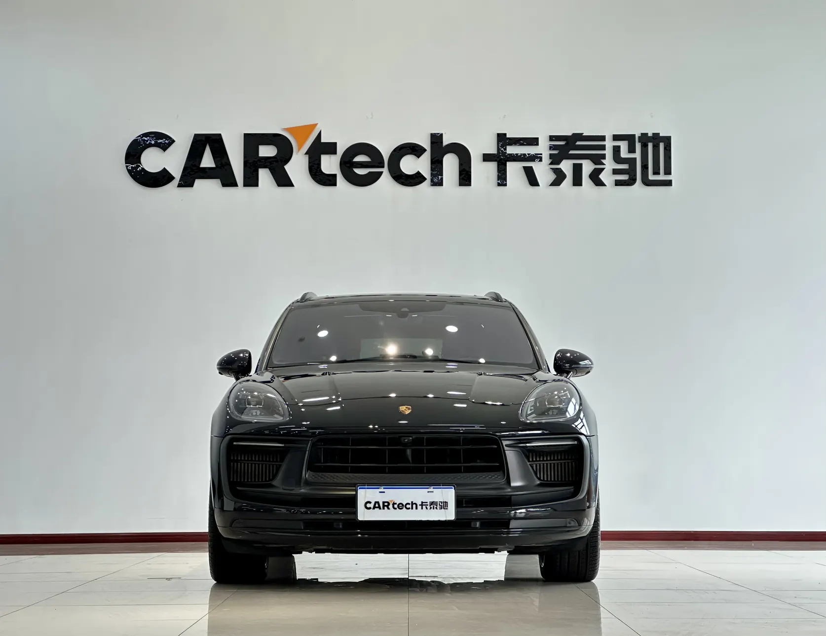 Porsche Macan, 2023 3