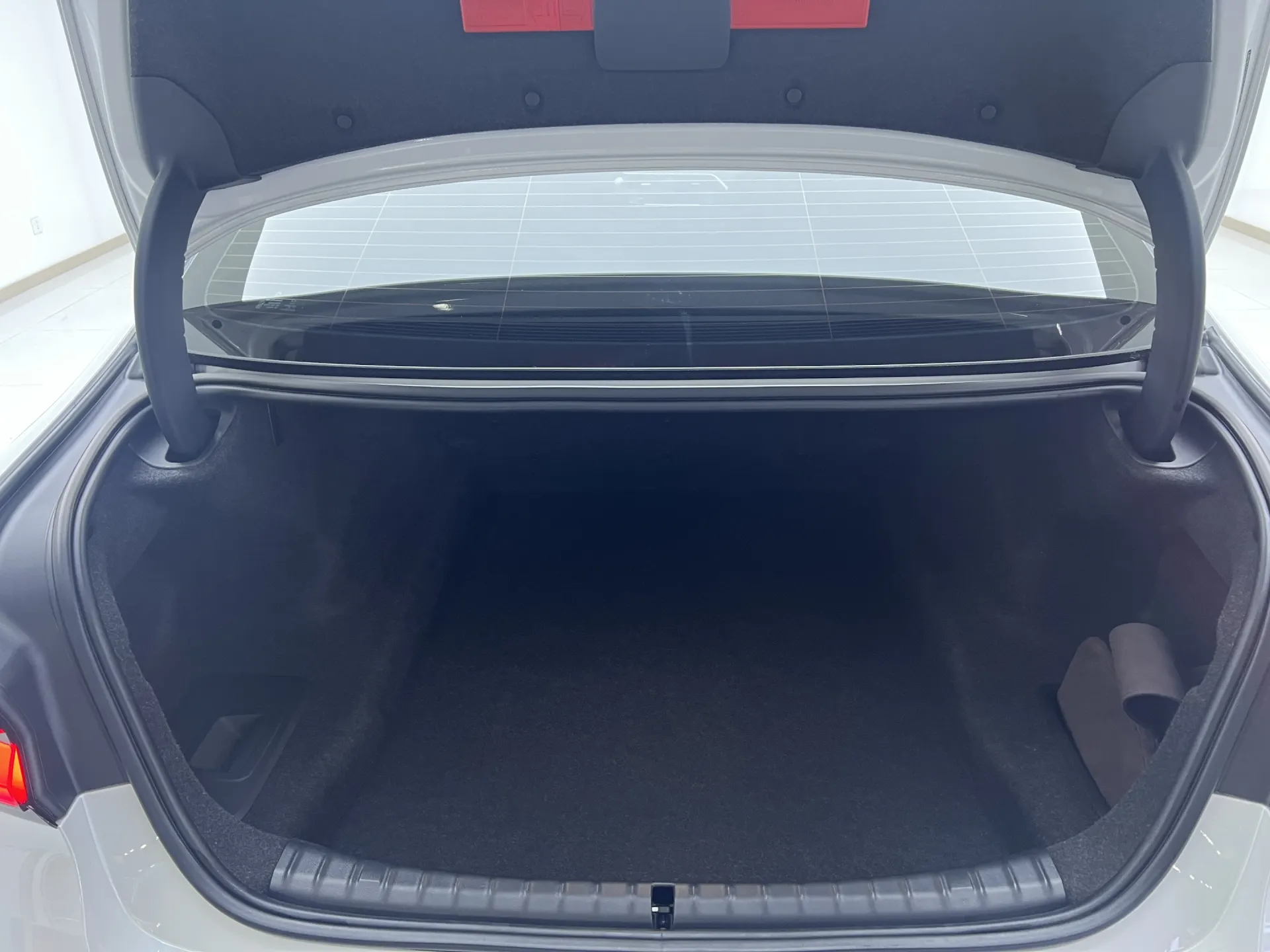 BMW 530Li, 2022 11
