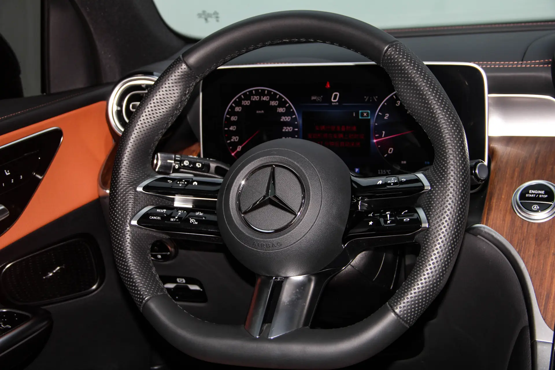 Mercedes-Benz GLC 300 L, 2024 14