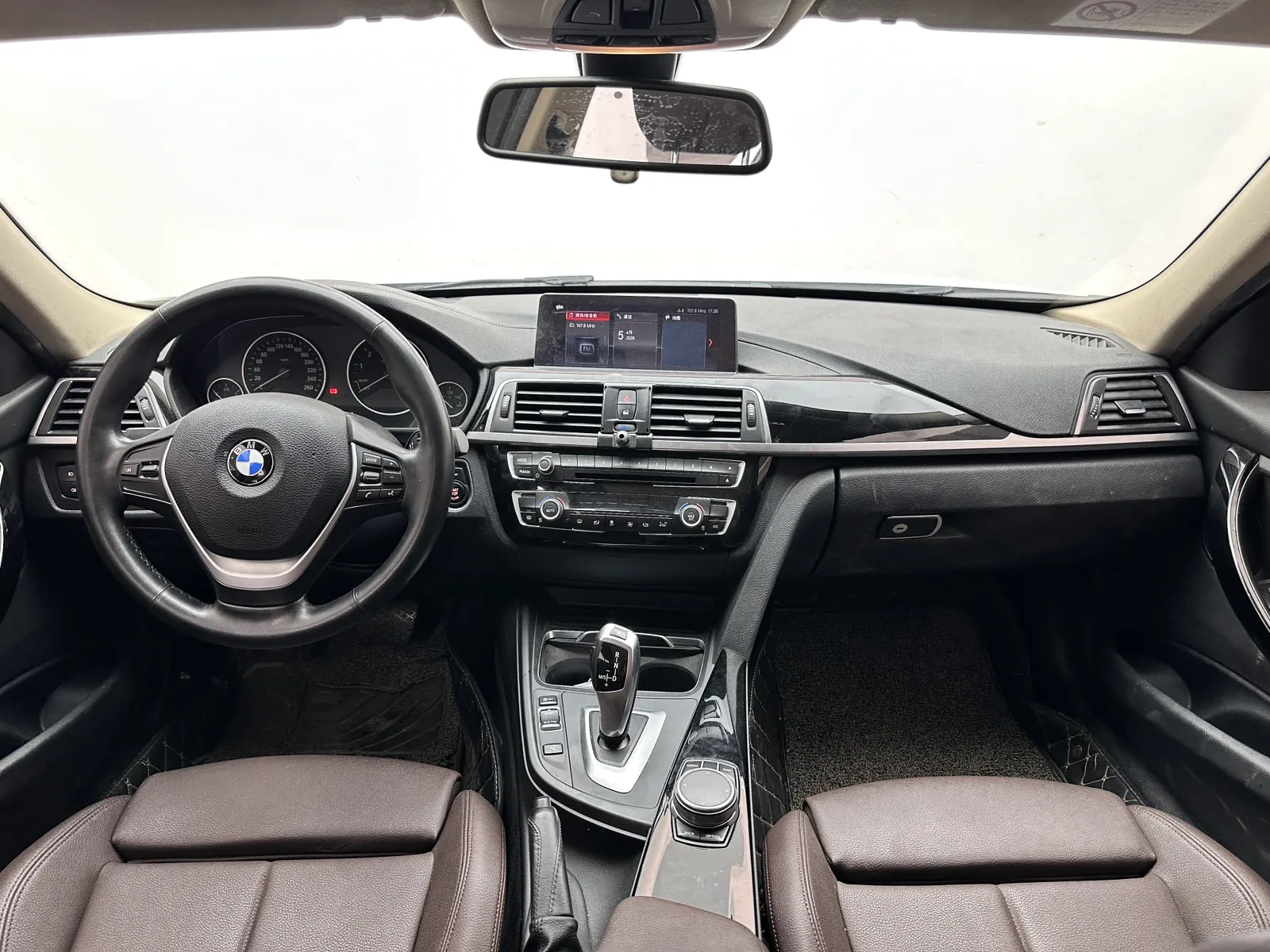 BMW 320Li, 2019 10