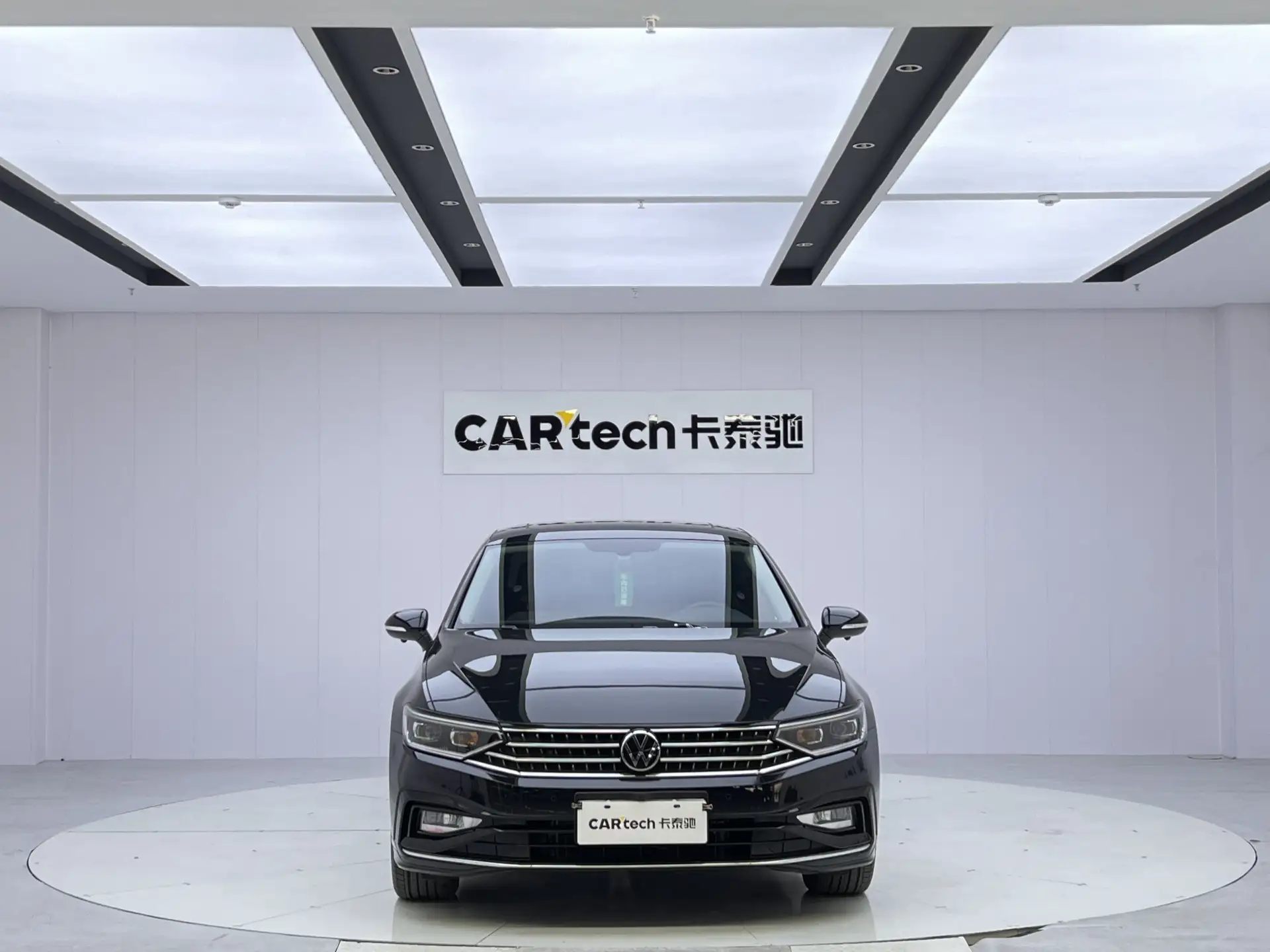 Volkswagen Magotan, 2024 3