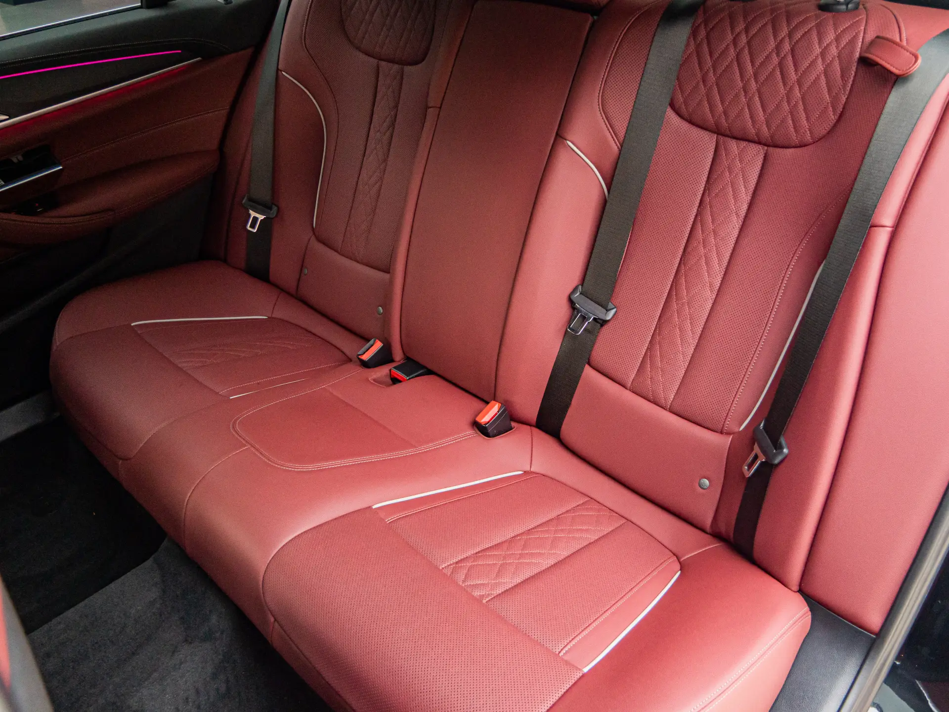 BMW 530Li, 2023 24