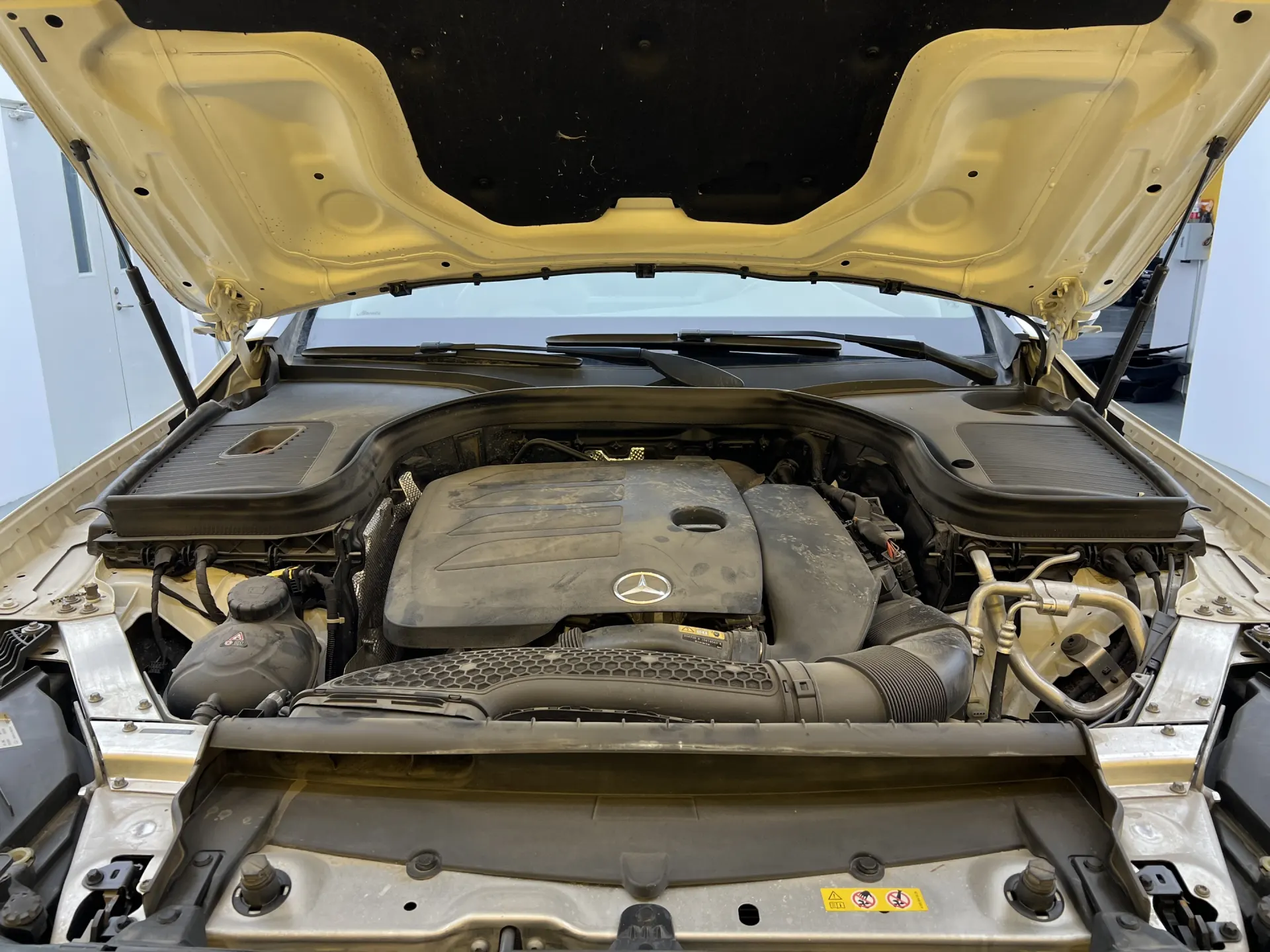 Mercedes-Benz GLC 300 L, 2020 11