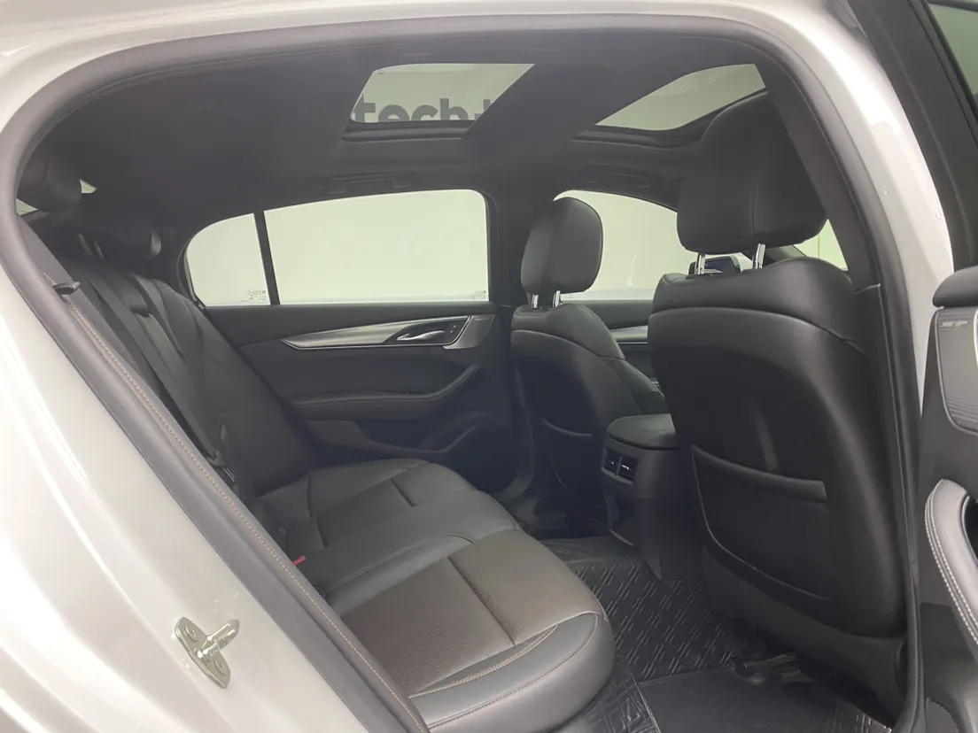 Cadillac CT5, 2021 23