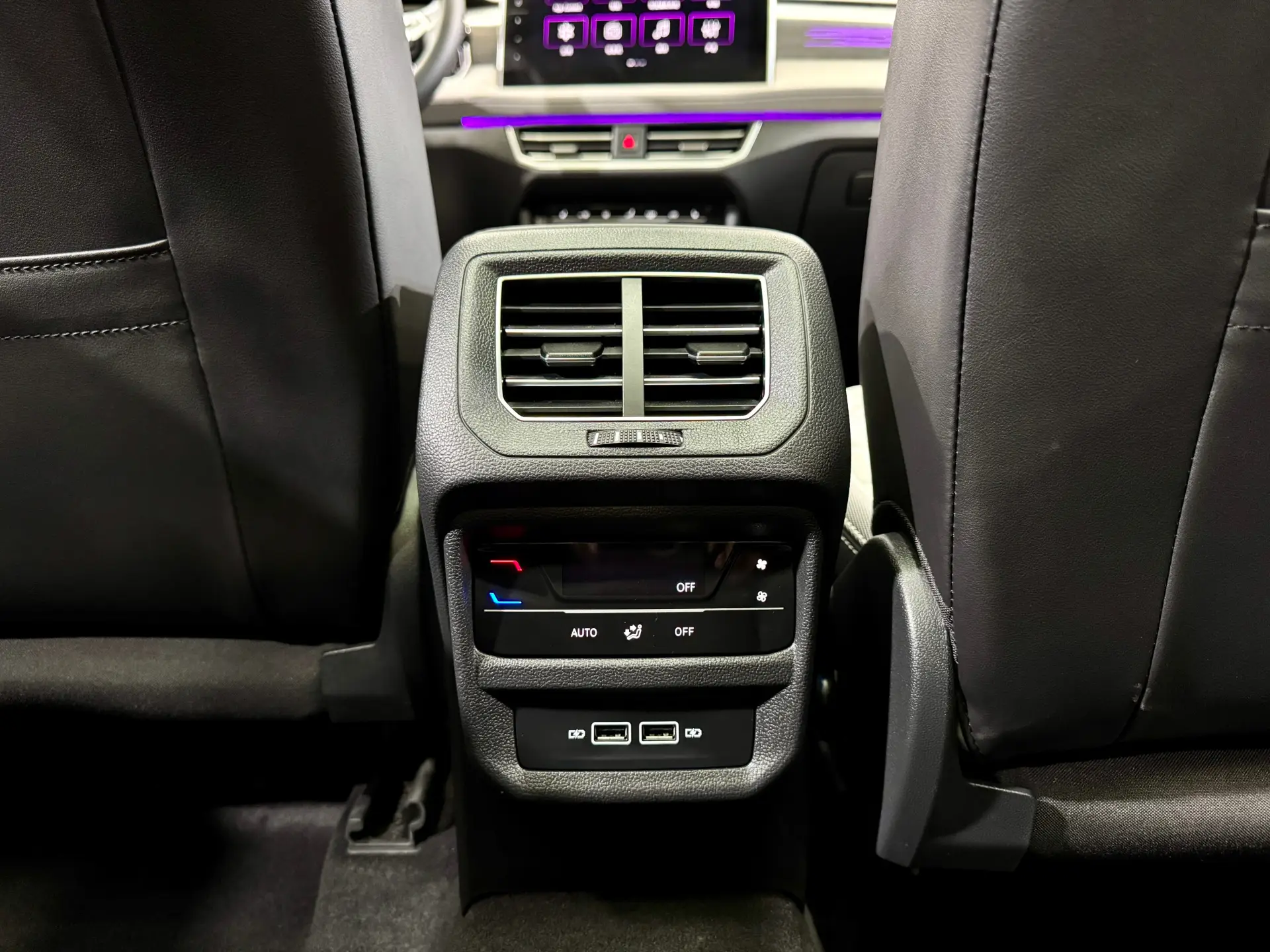 Volkswagen Tayron, 2023 25