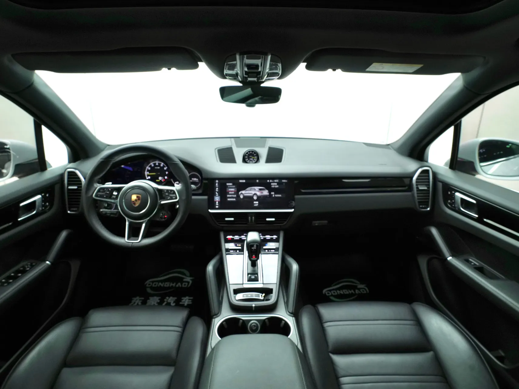 Porsche Cayenne, 2019 9