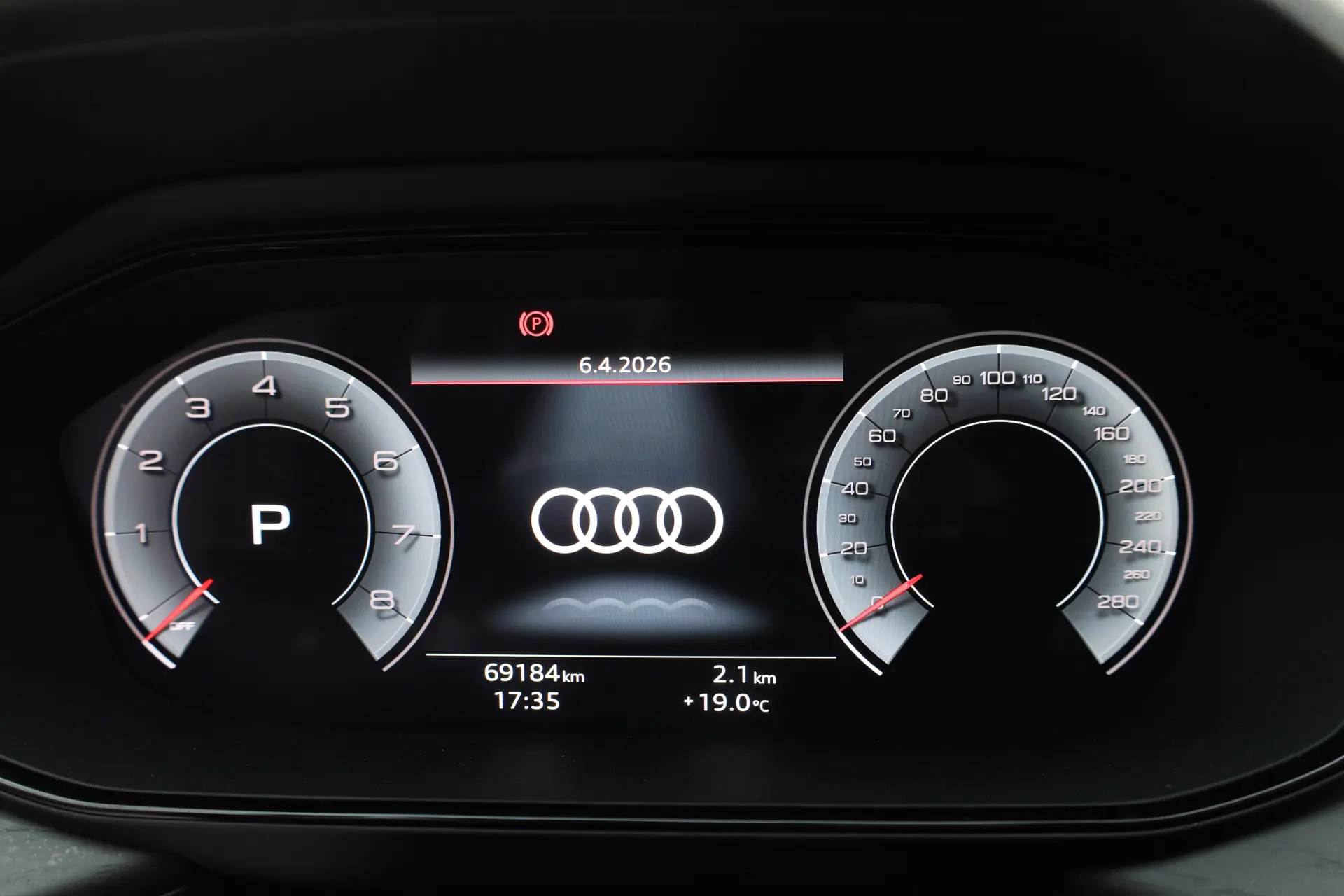 Audi Q6 40 TFSI, 2024 17