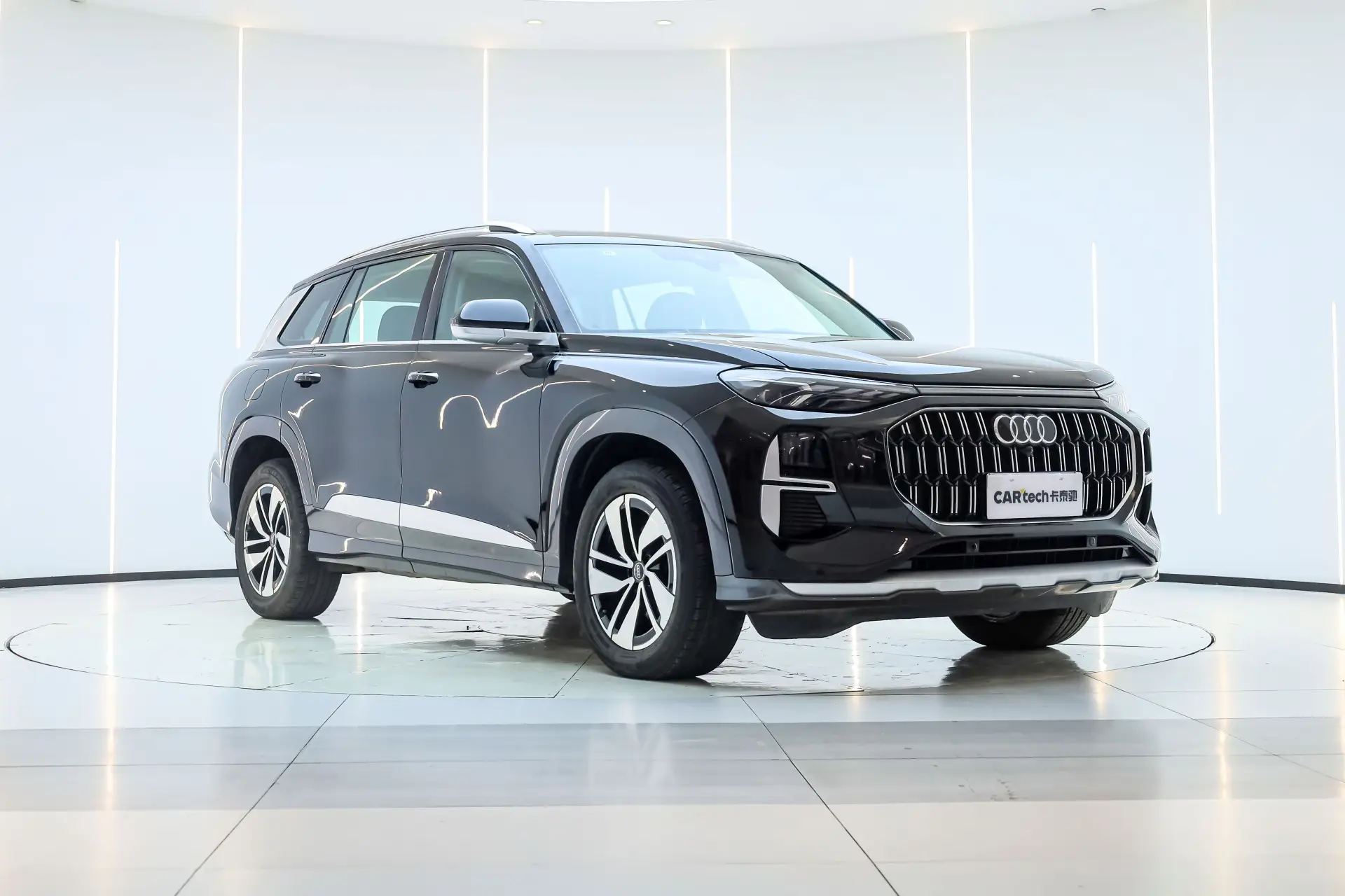 Audi Q6 40 TFSI, 2024 2