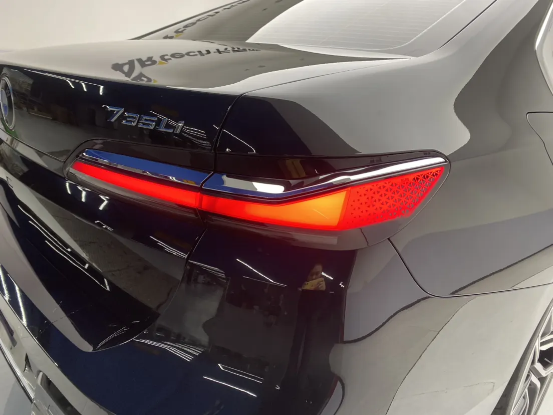 BMW 735Li, 2024 10