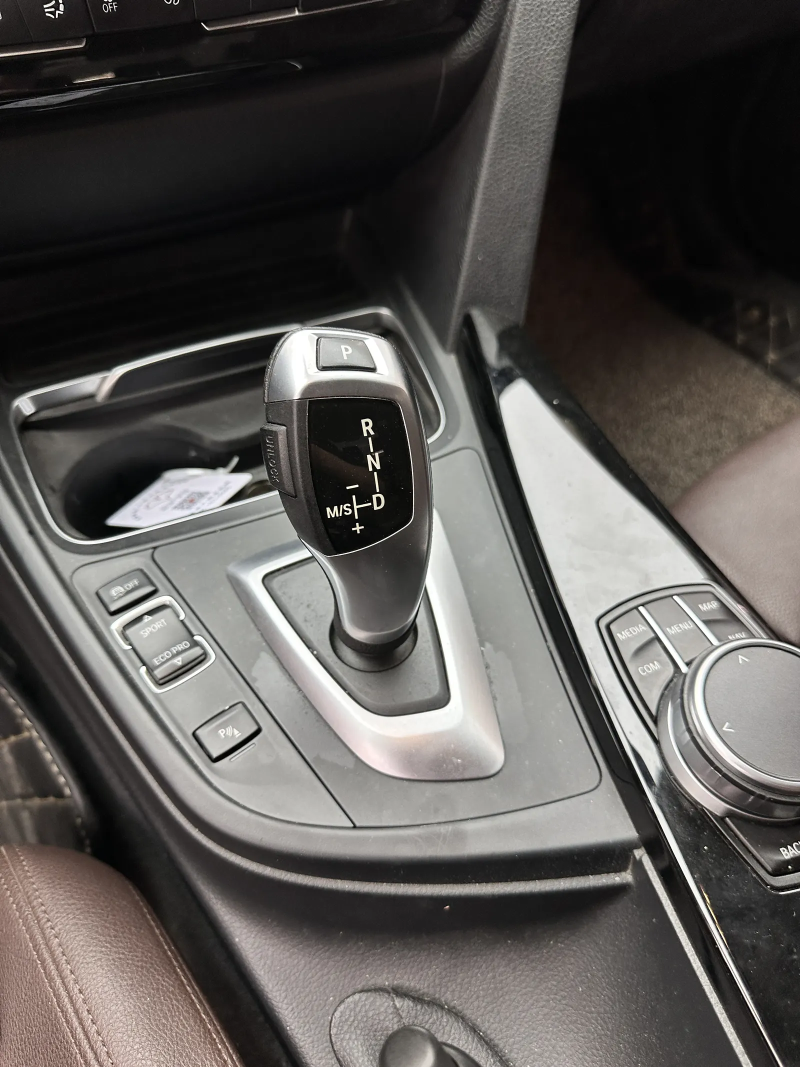 BMW 320Li, 2019 15