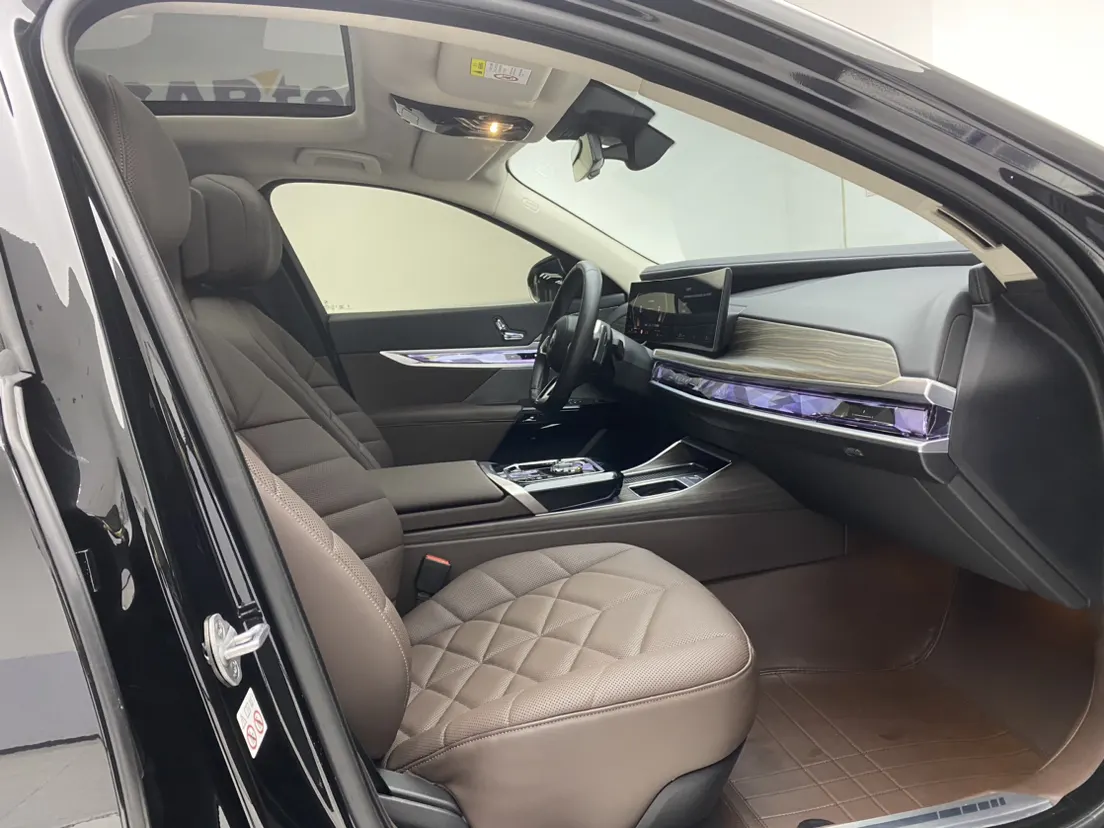 BMW 735Li, 2024 18