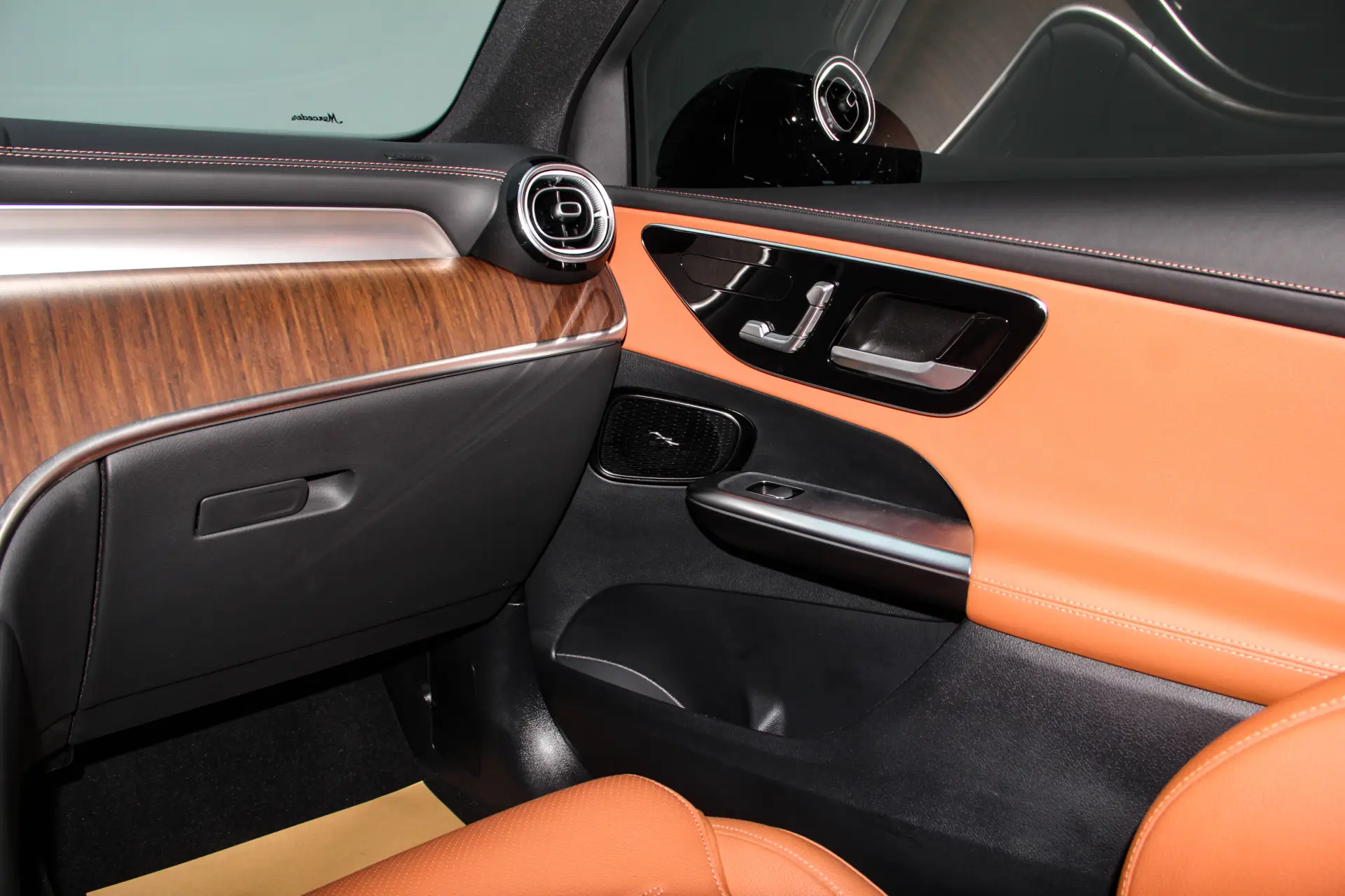 Mercedes-Benz GLC 300 L, 2024 24