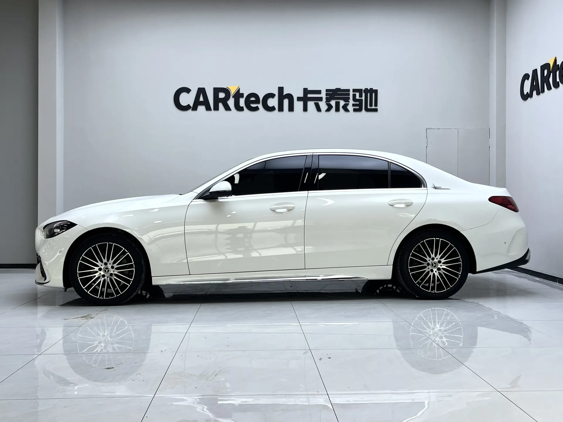 Mercedes-Benz C 200 L, 2023 7