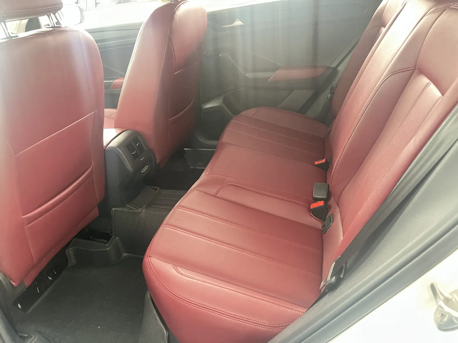 Volkswagen T-ROC, 2019 11