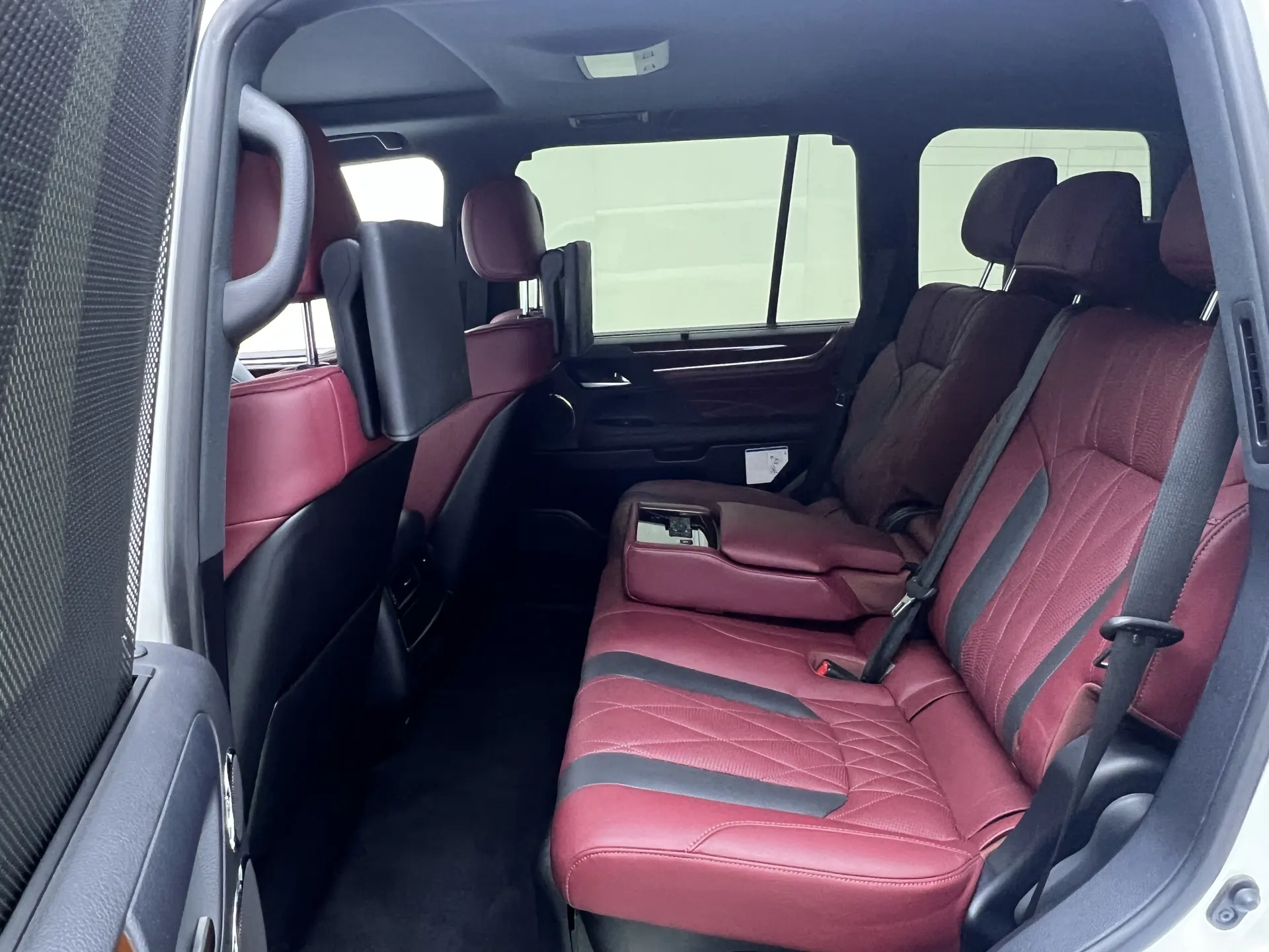 Lexus LX 570, 2022 12