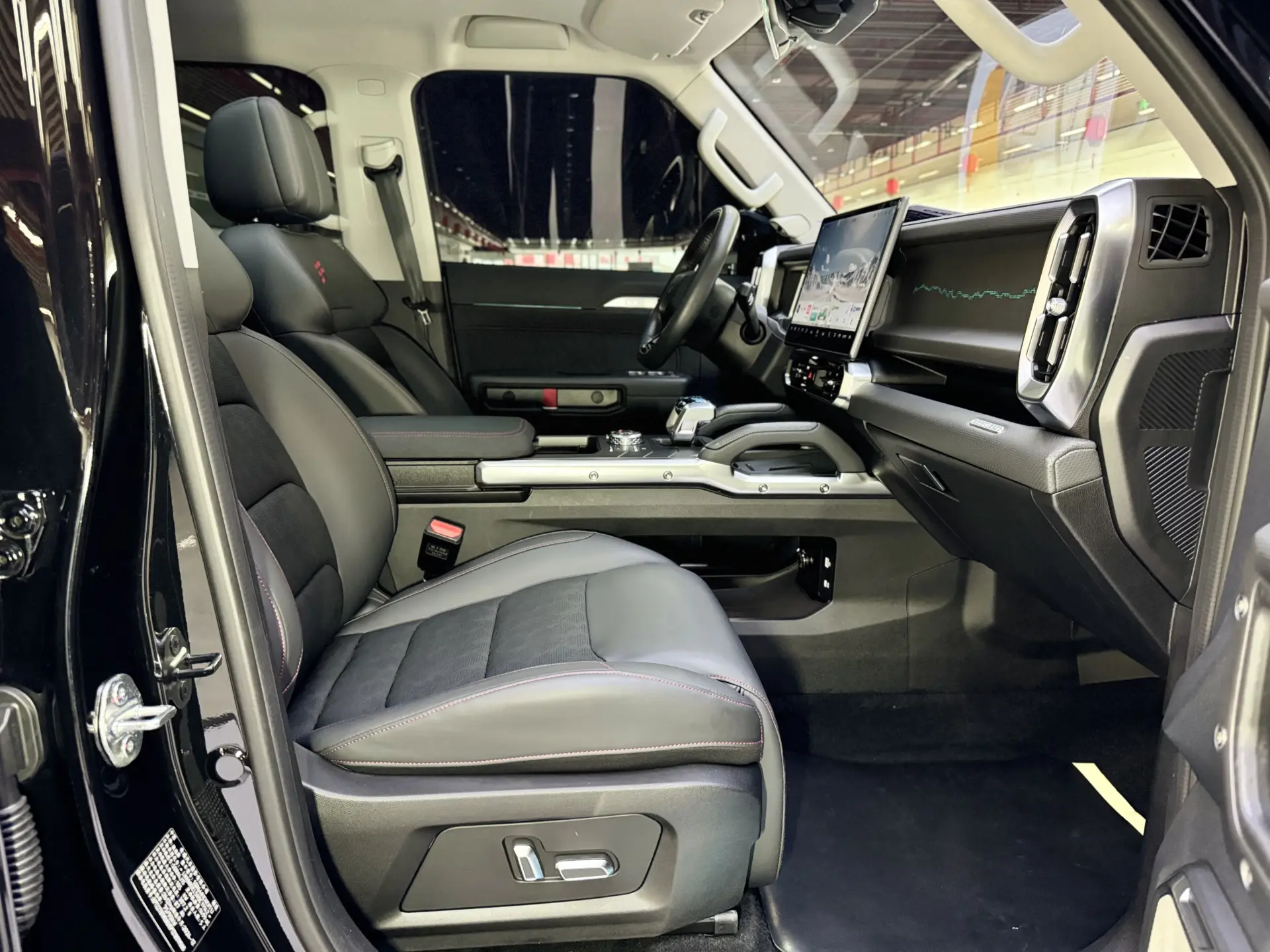 Jetour Traveller, 2025 18