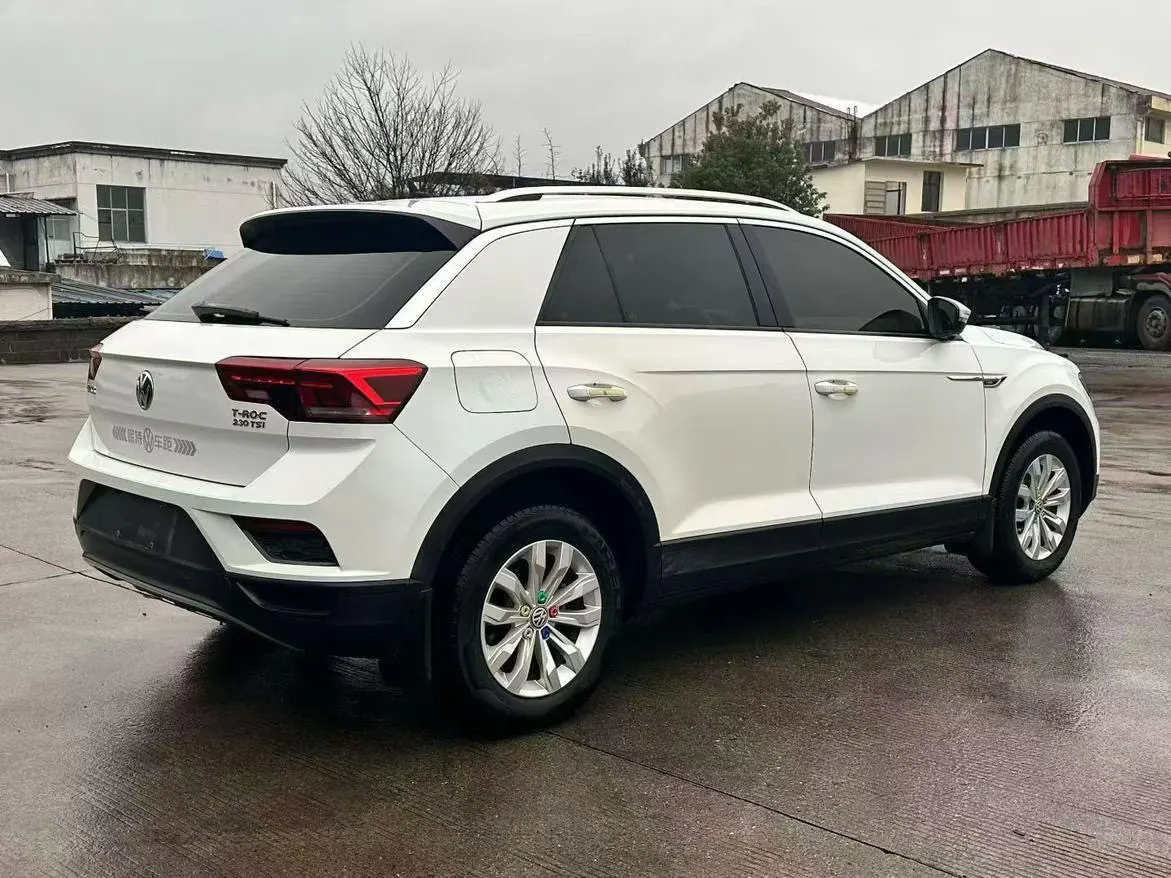 Volkswagen T-ROC, 2019 4