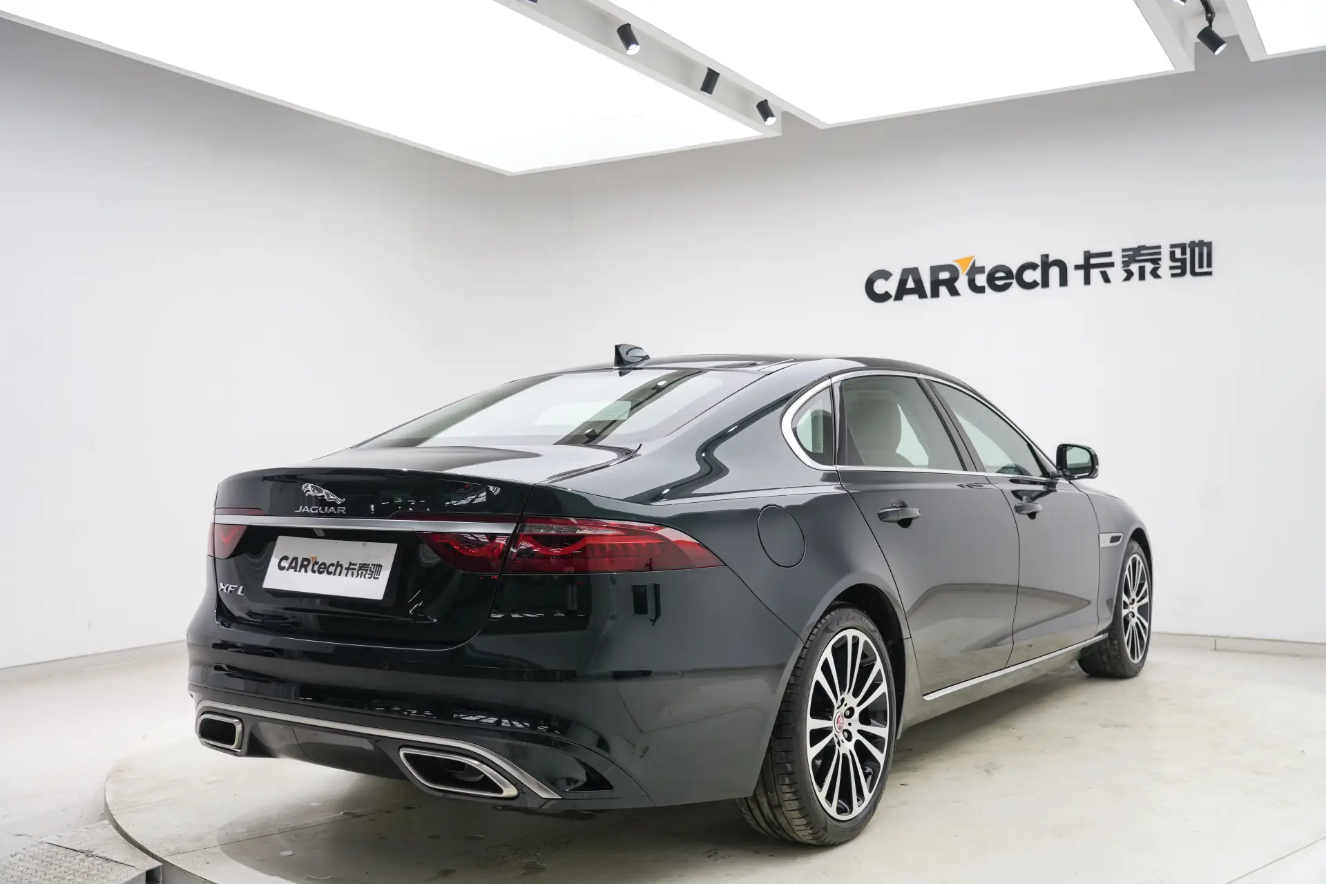 Jaguar XFL, 2024 все фото