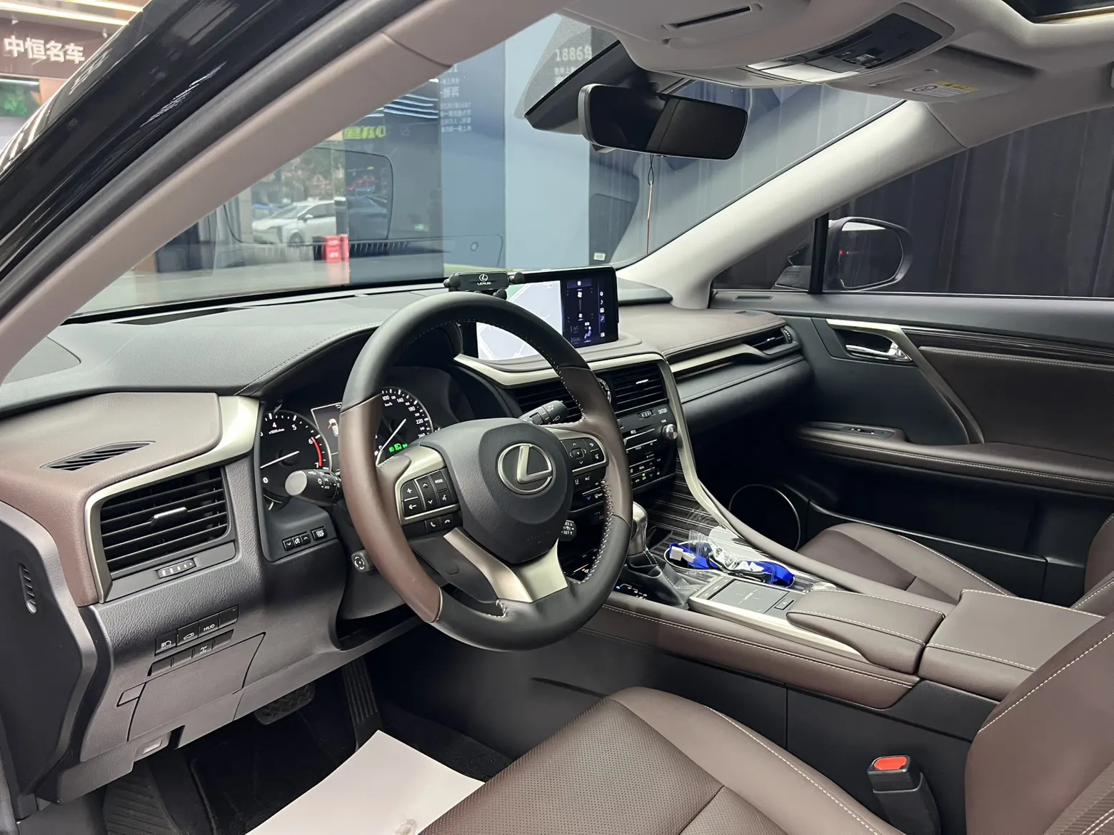 Lexus RX 300, 2022 22