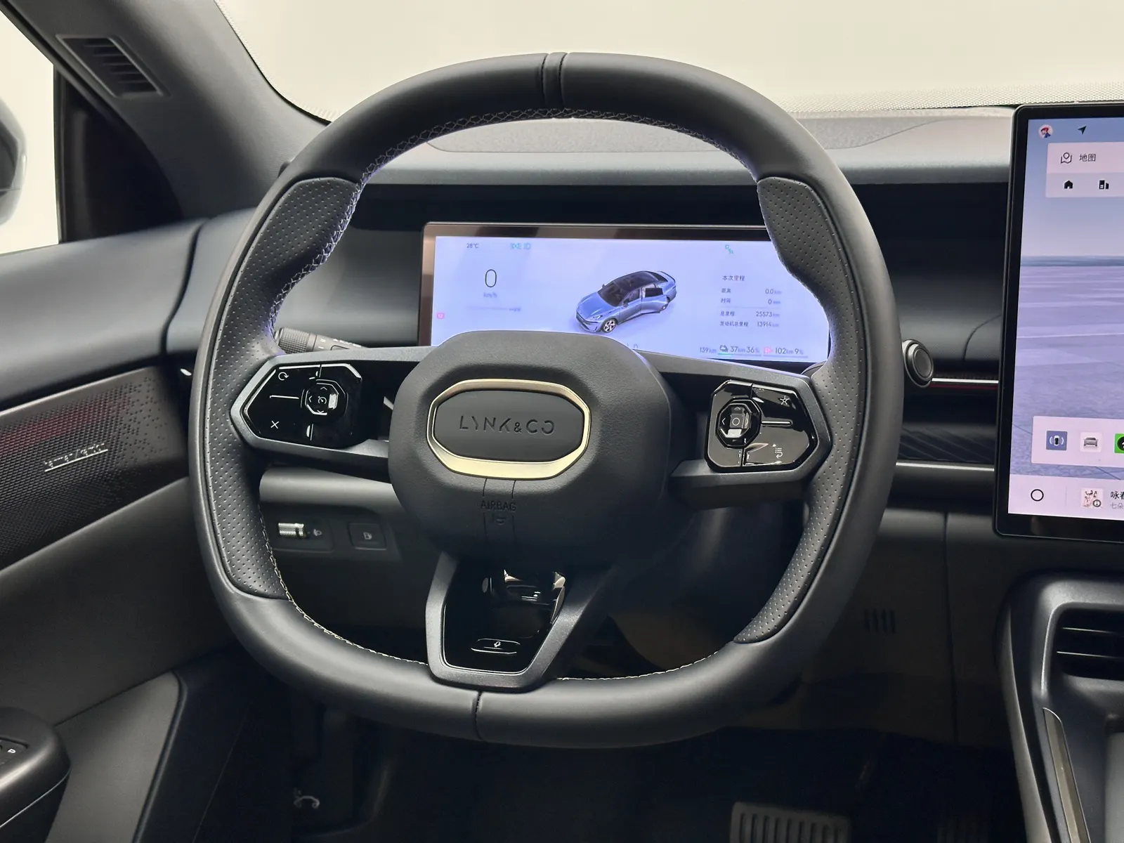 Lynk & Co 02, 2024 12