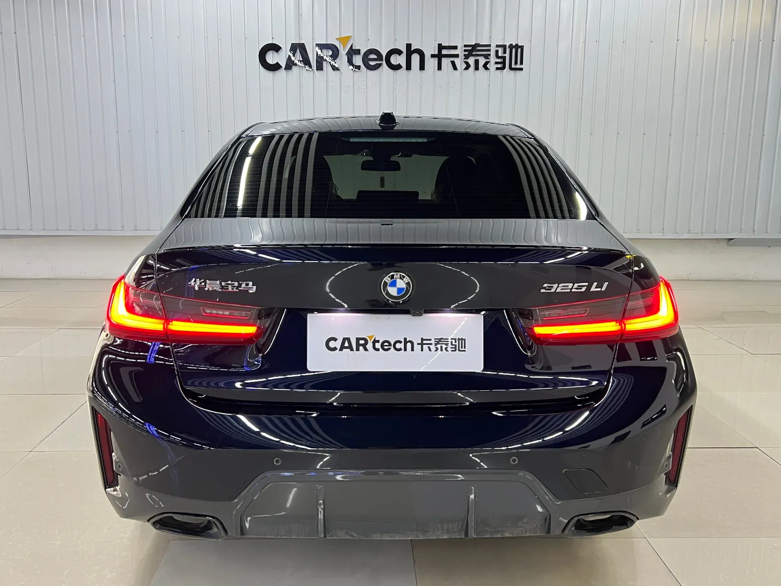BMW 325Li, 2023 все фото