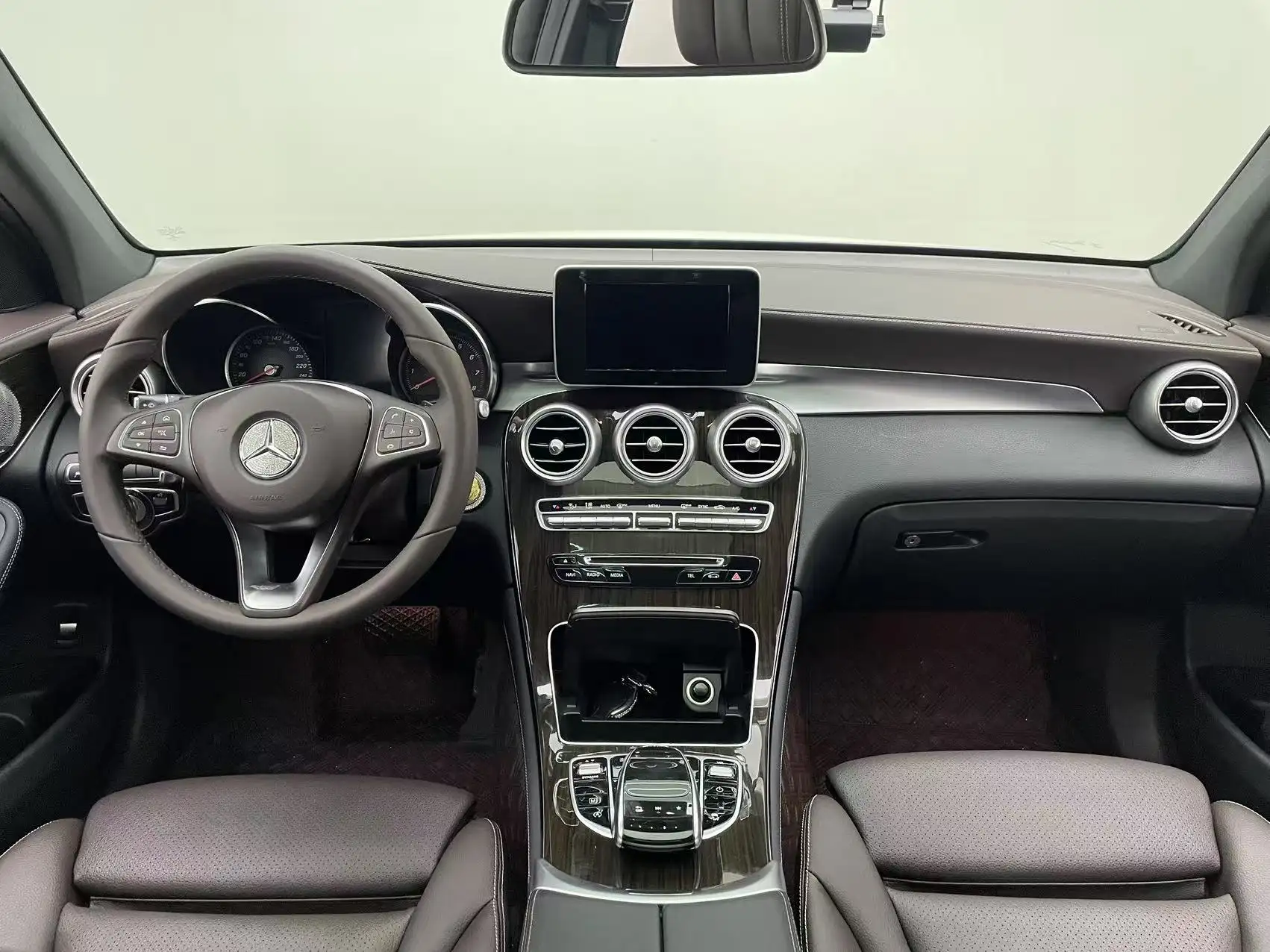 Mercedes-Benz GLC 260 4MATIC, 2018 13
