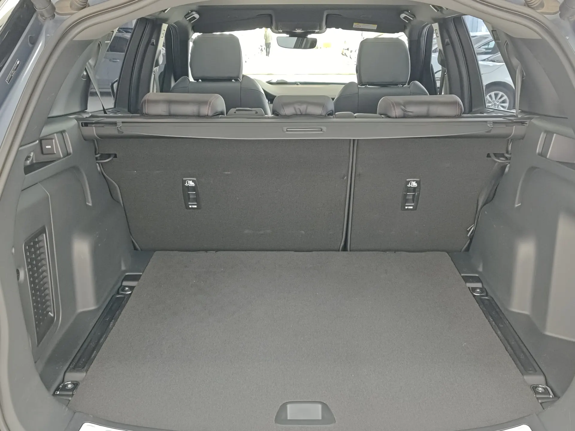 Land Rover Discovery Sport, 2023 22
