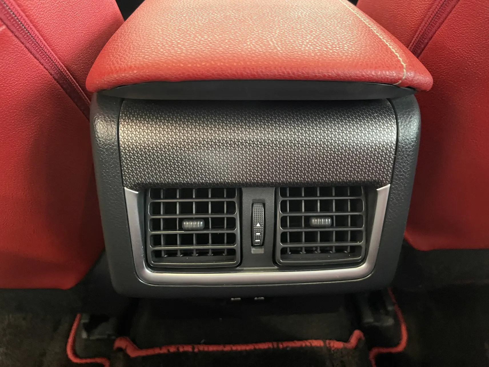 Toyota Camry, 2023 13