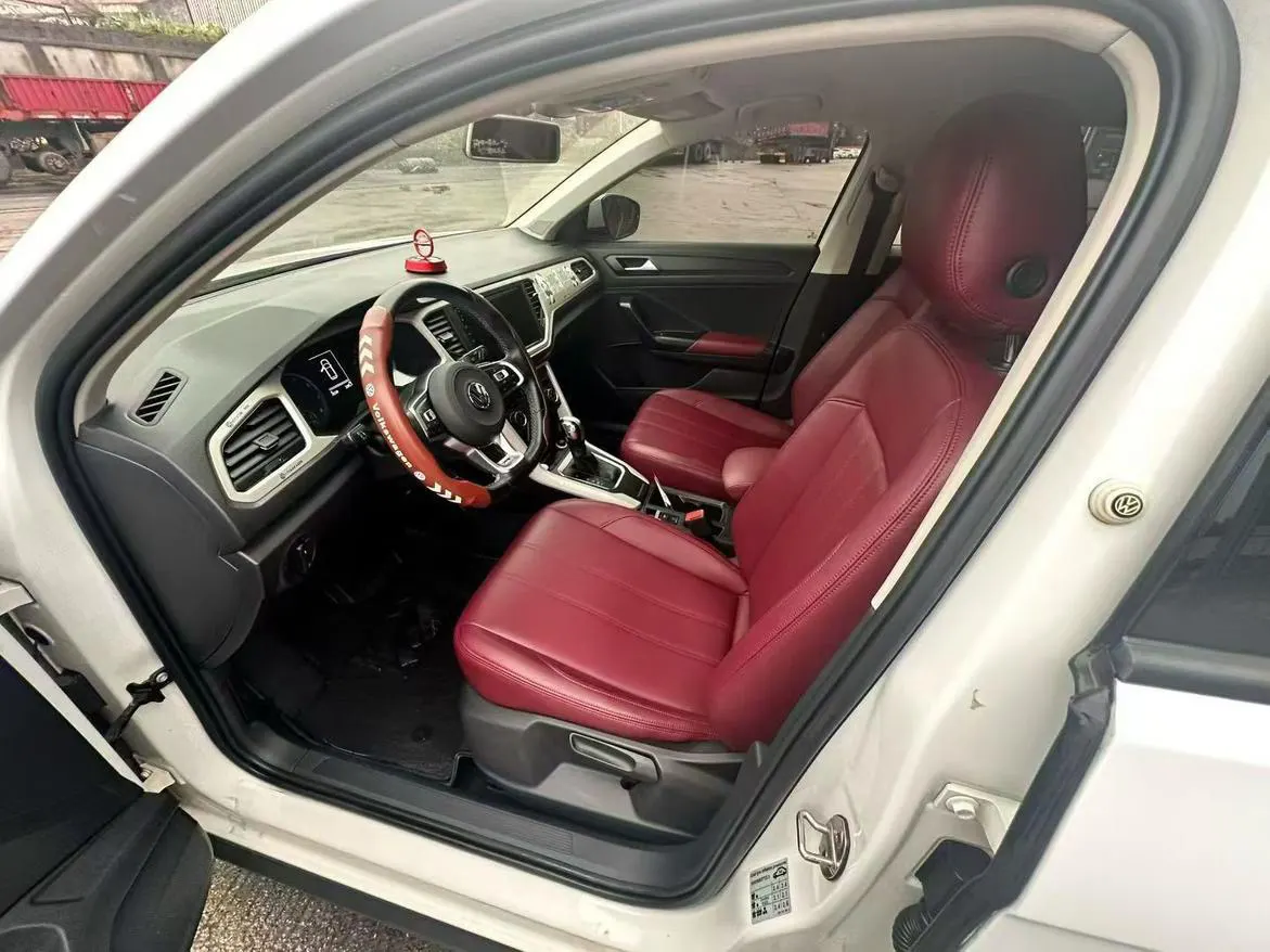 Volkswagen T-ROC, 2019 9