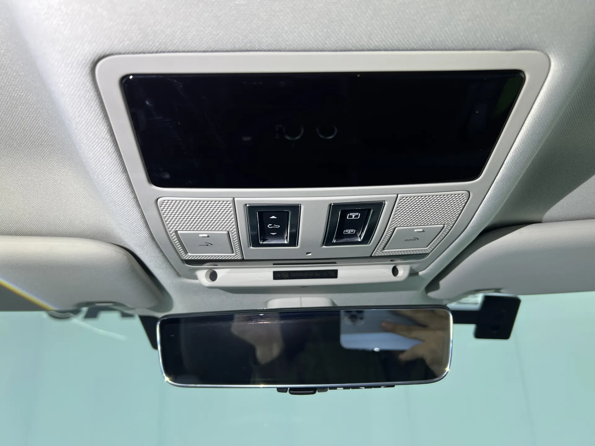 Land Rover Defender, 2023 17