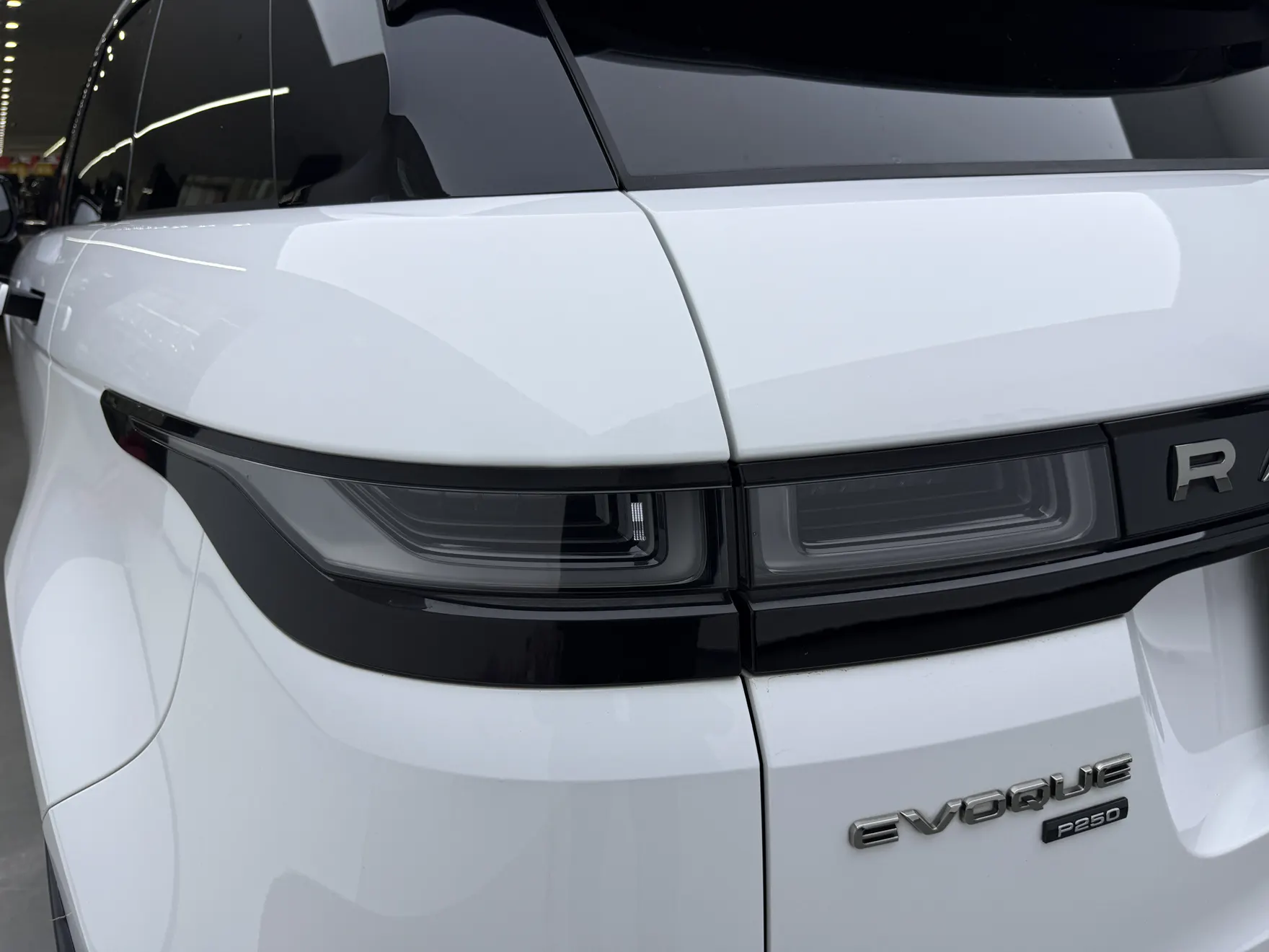 Land Rover Range Rover, 2023 12