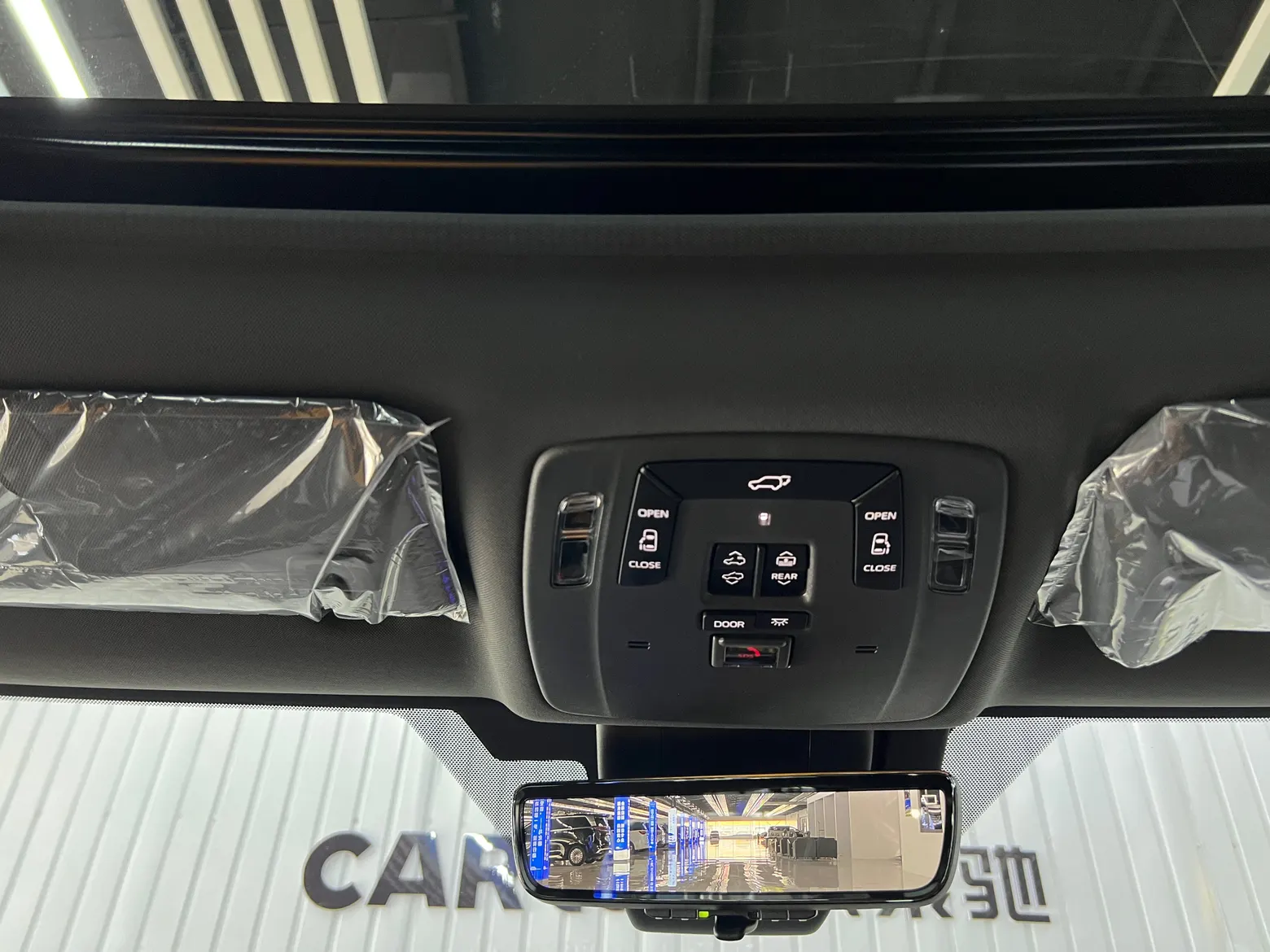 Toyota Granvia, 2026 7