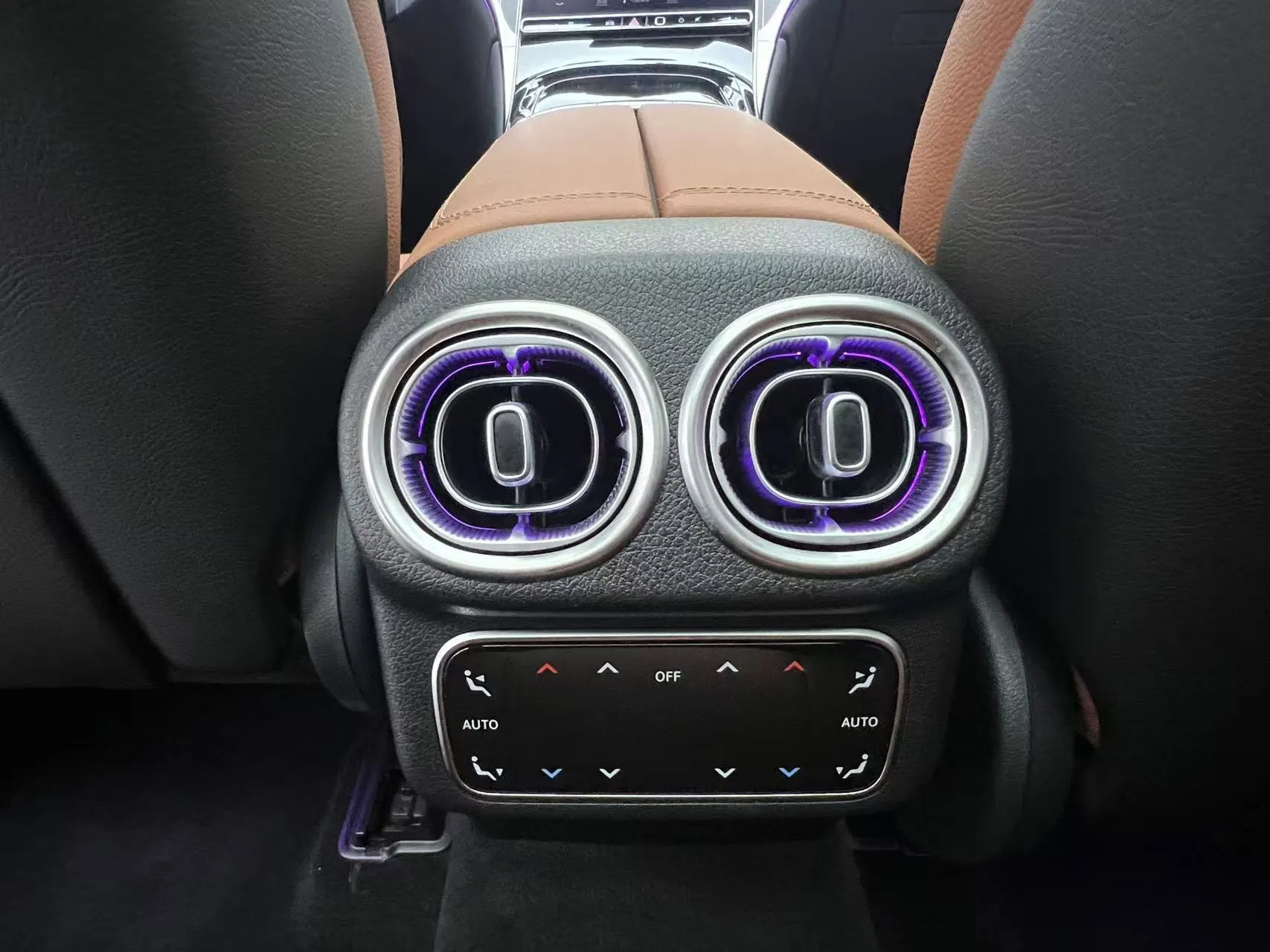 Mercedes-Benz GLC 300 L, 2024 11