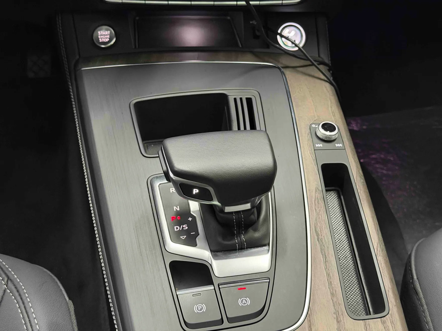 Audi Q5L 40, 2022 12