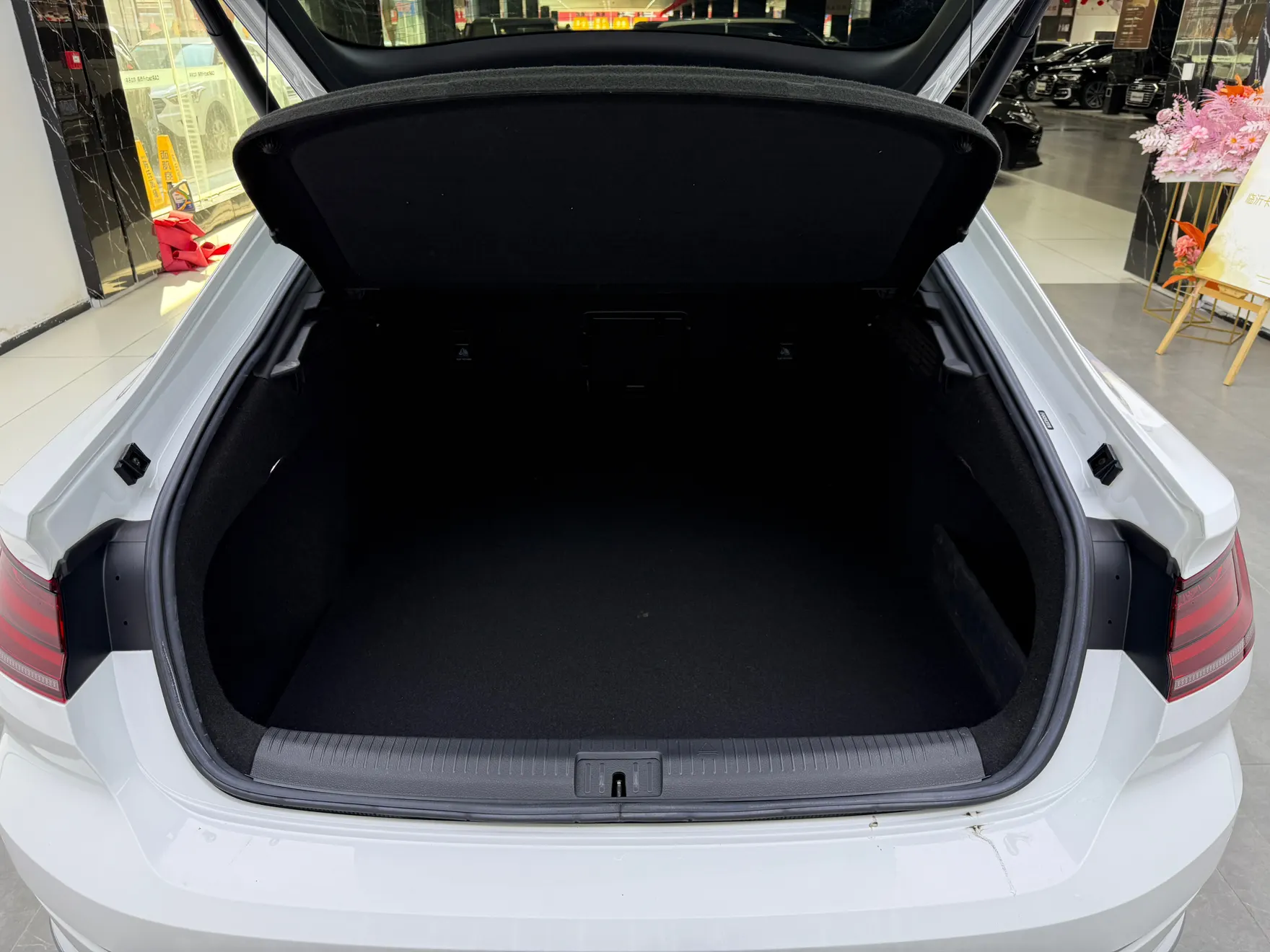 Volkswagen CC, 2020 14
