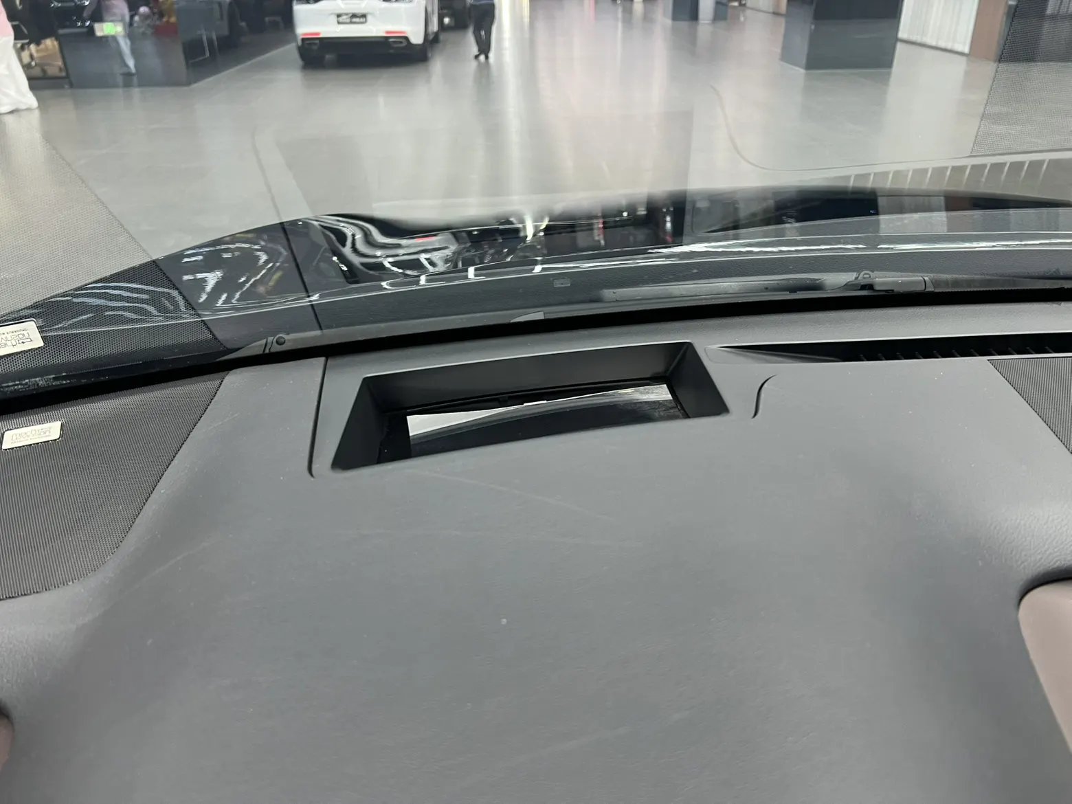 Lexus RX 300, 2022 10