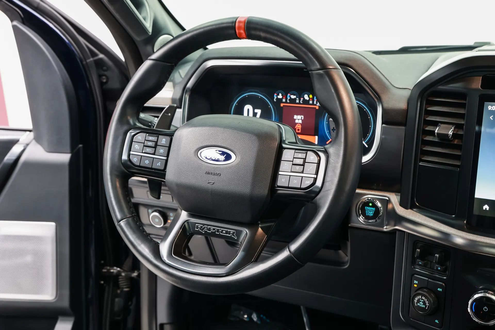 Ford F-150, 2023 12