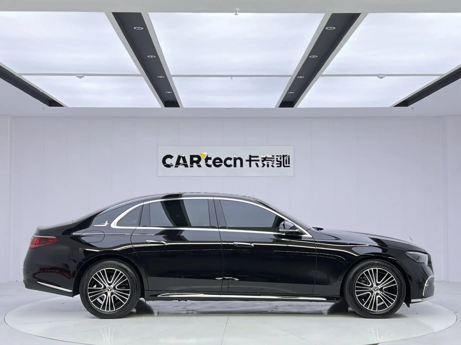 Mercedes-Benz E 300 L, 2024 4