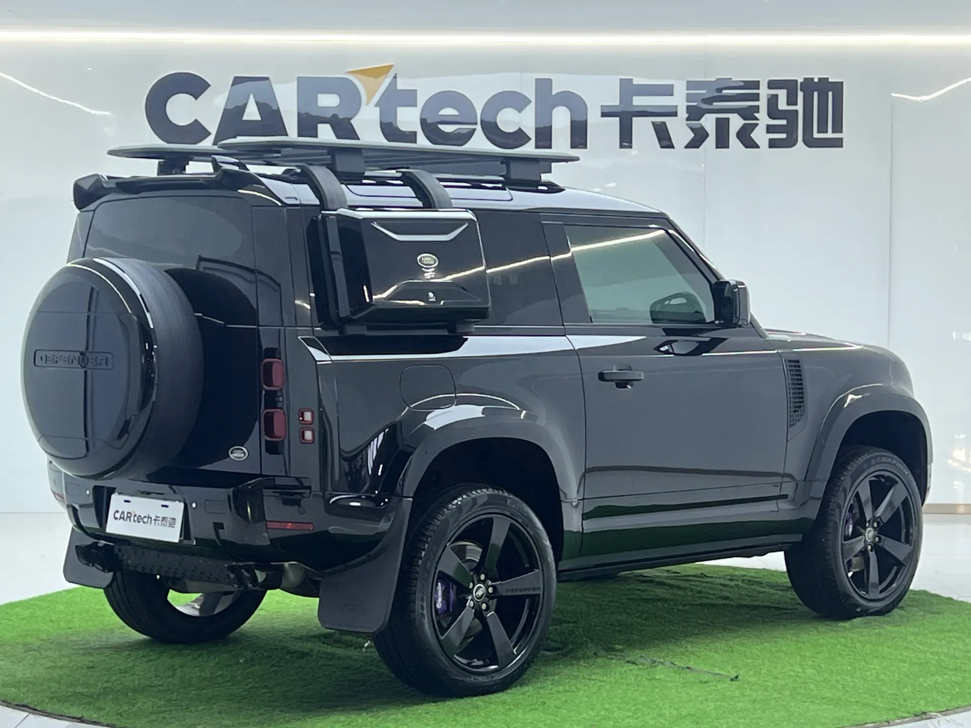 Land Rover Defender, 2023 26