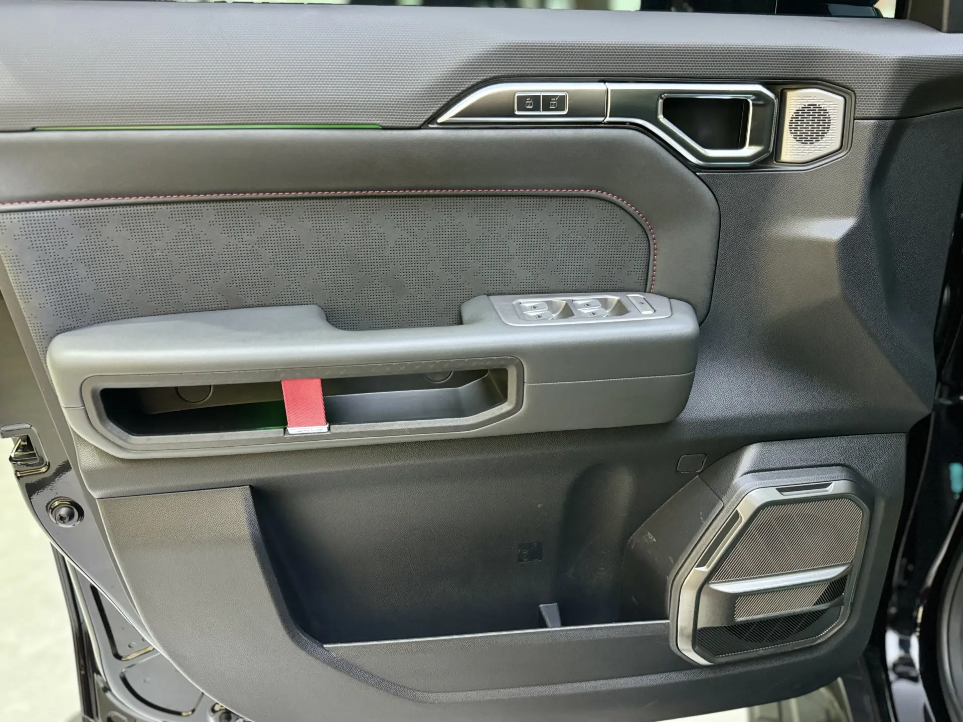 Jetour Traveller, 2025 16