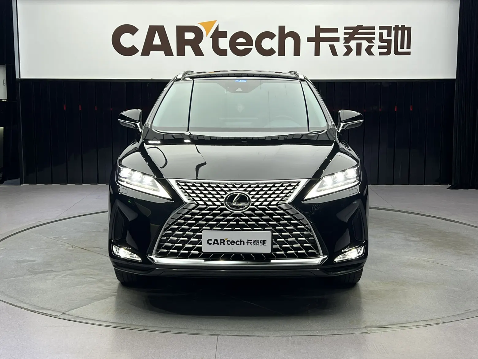 Lexus RX 300, 2022 3