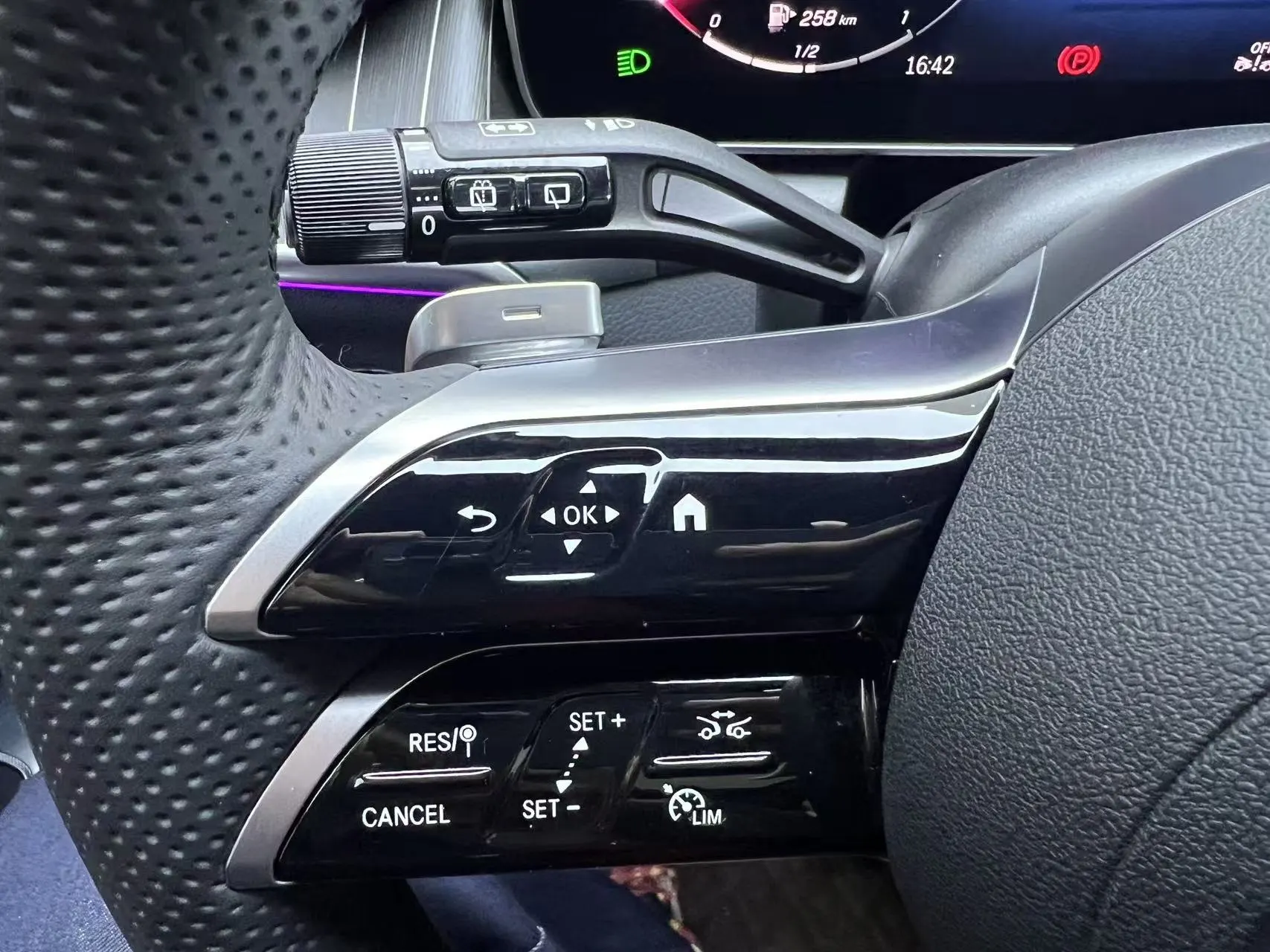 Mercedes-Benz GLC 300 L, 2024 18