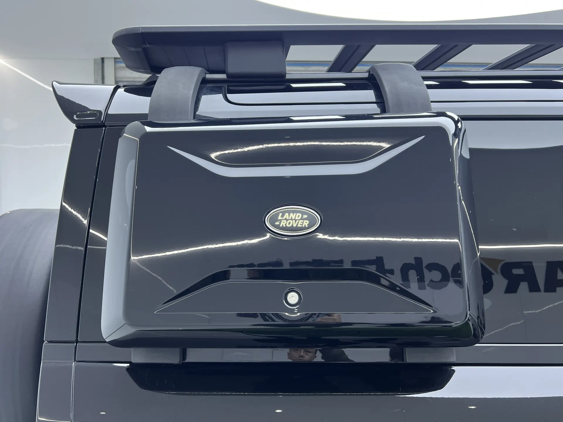 Land Rover Defender, 2023 29